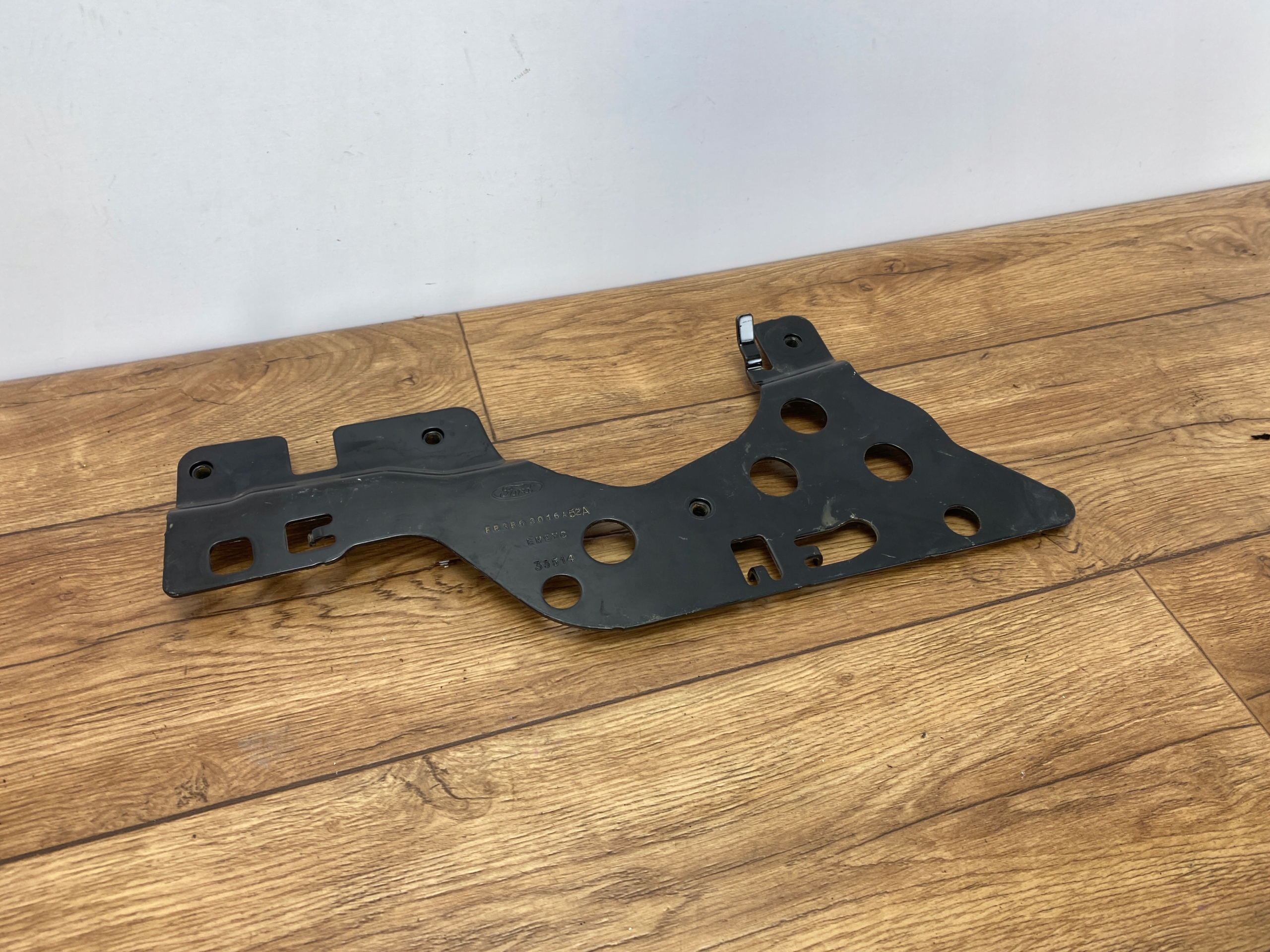 console holder bracket Ford Mustang VI 2015+ USA