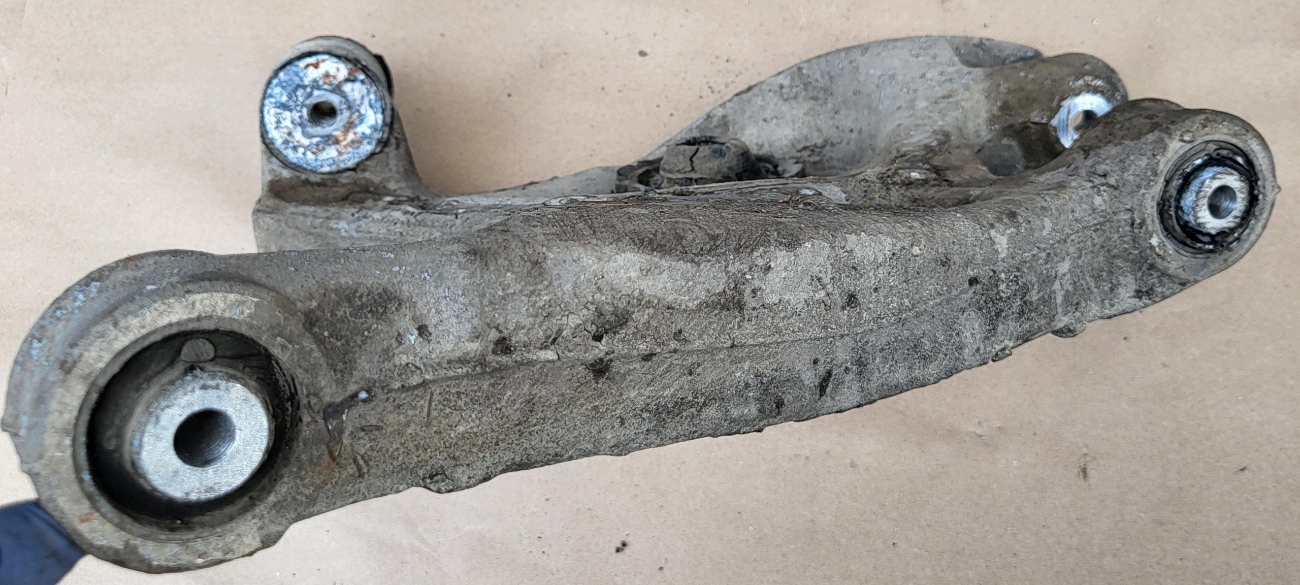 Querlenker hinten rechts heck RH AUDI A4 B6 B7 8E 8E0505312 Original