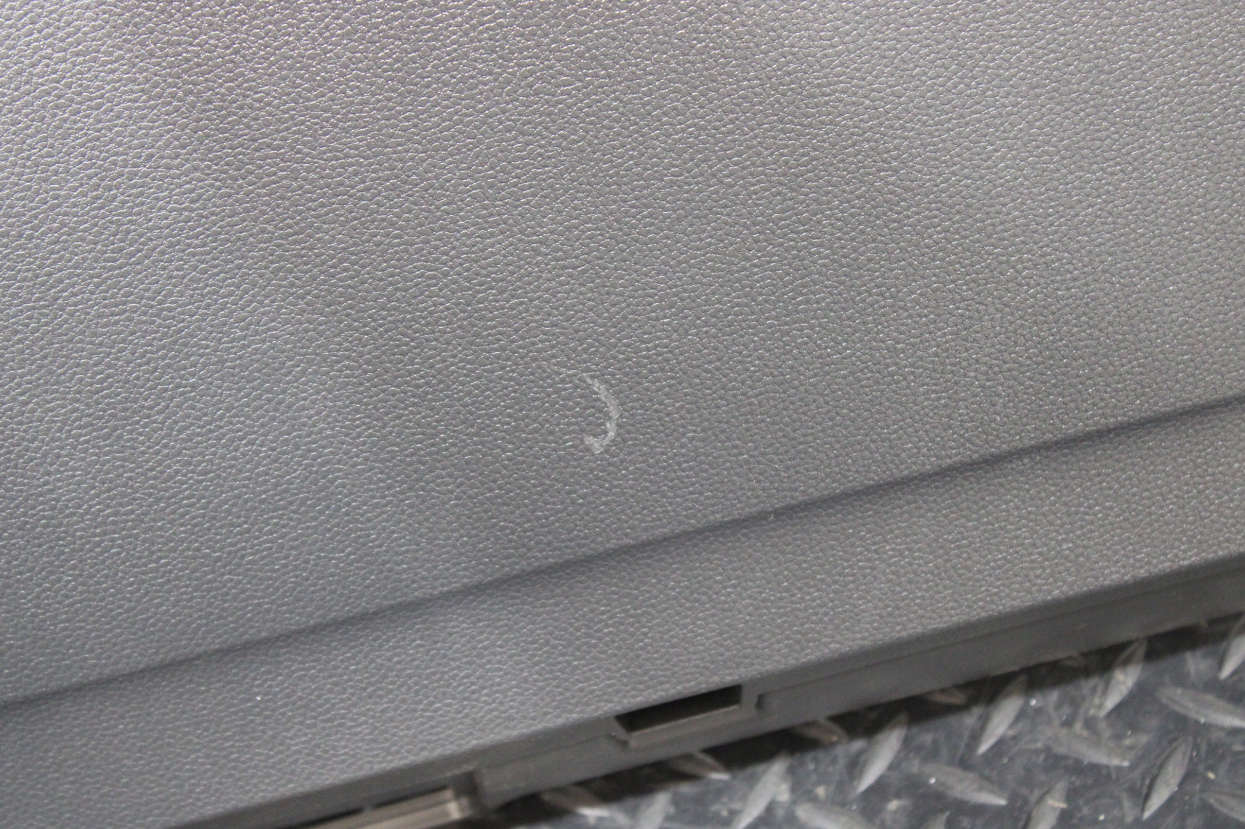 passenger compartment consoles SEAT ARONA LIFT FL 6F9 6F1857103M