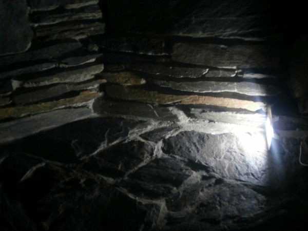 OŚWIETLENIE SCHODOWE LED OPRAWA 1,5W ZŁOTA 230V Szerokość produktu 7.5 cm