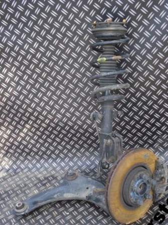 renault oe 8200311204 поворотный кулак, цапфа