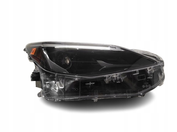 TOYOTA YARIS CROSS 20- LAMPA PRAWA PRZÓD SOCZEWKA 0D-310