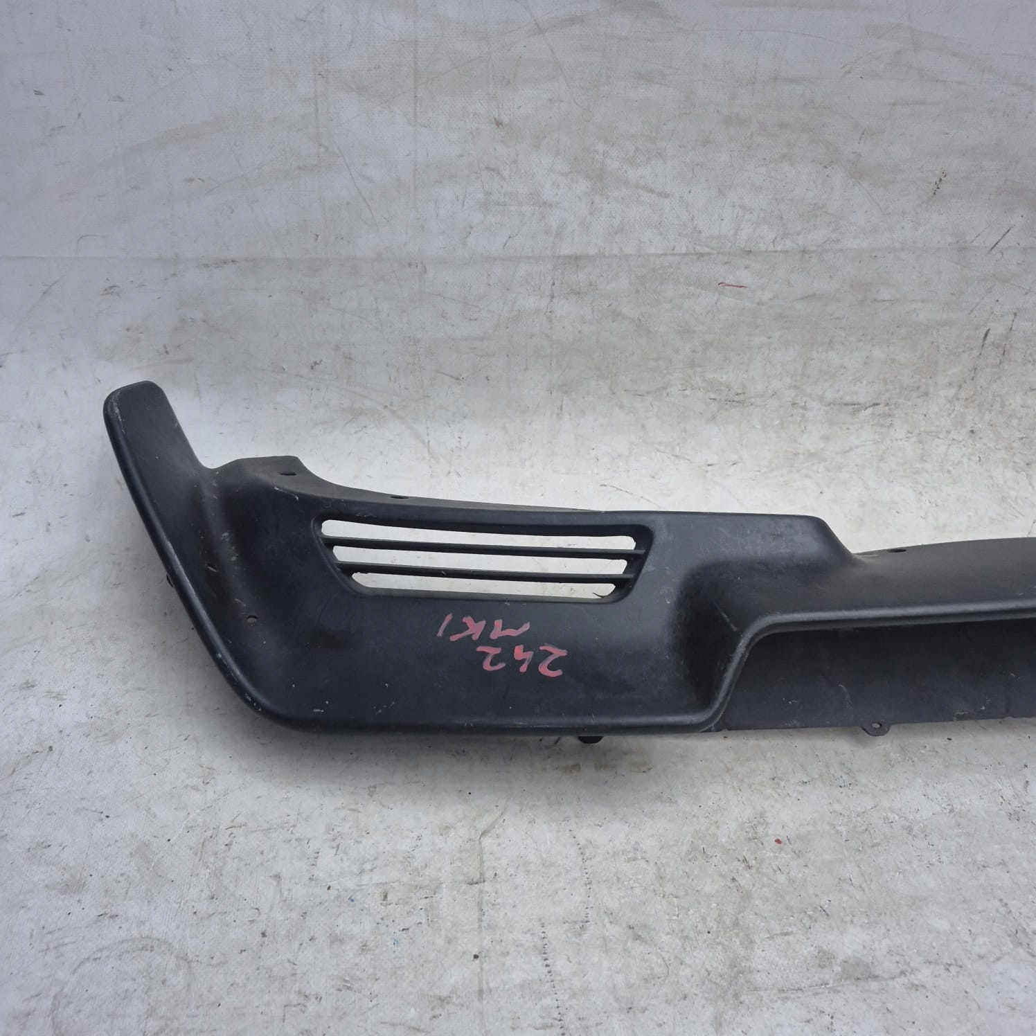 TESLA diffusore spoiler Paraurti posteriore accessori 06-002947-00 C126B0146F