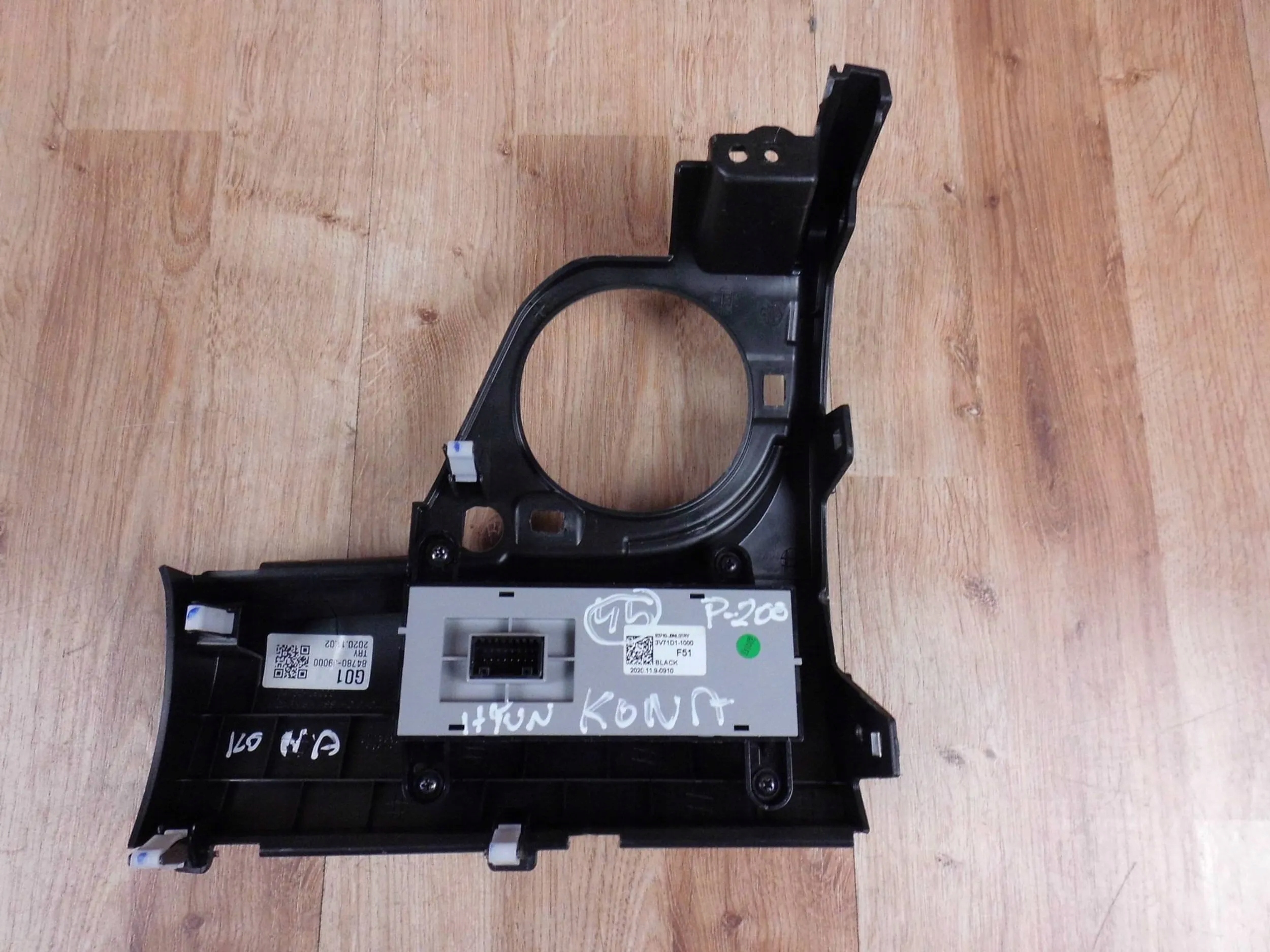 Hyundai Kona panel Schalter ESP PDC Leuchten