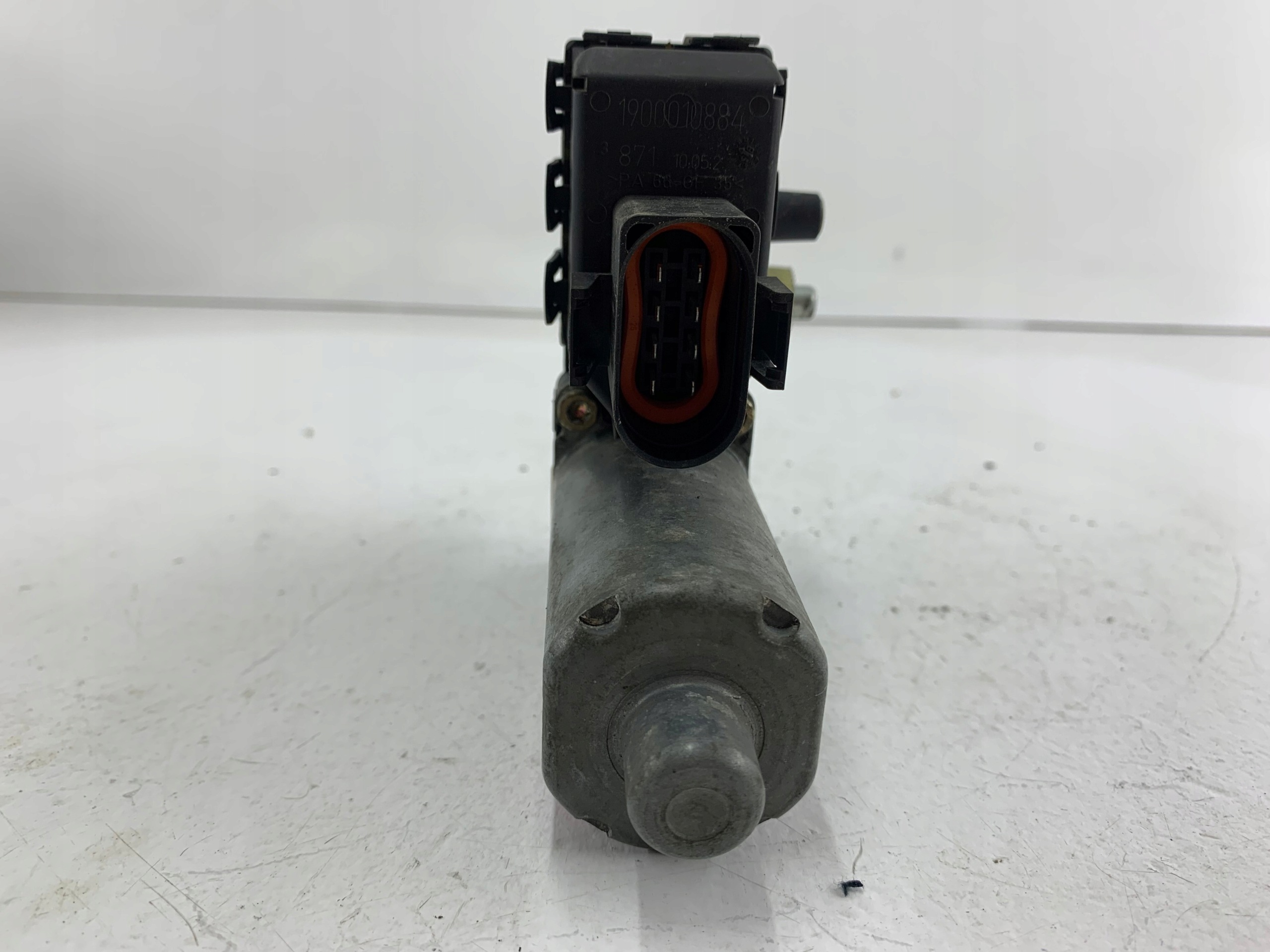 AUDI A6 C5 mini motor windows right rear part 0130821785