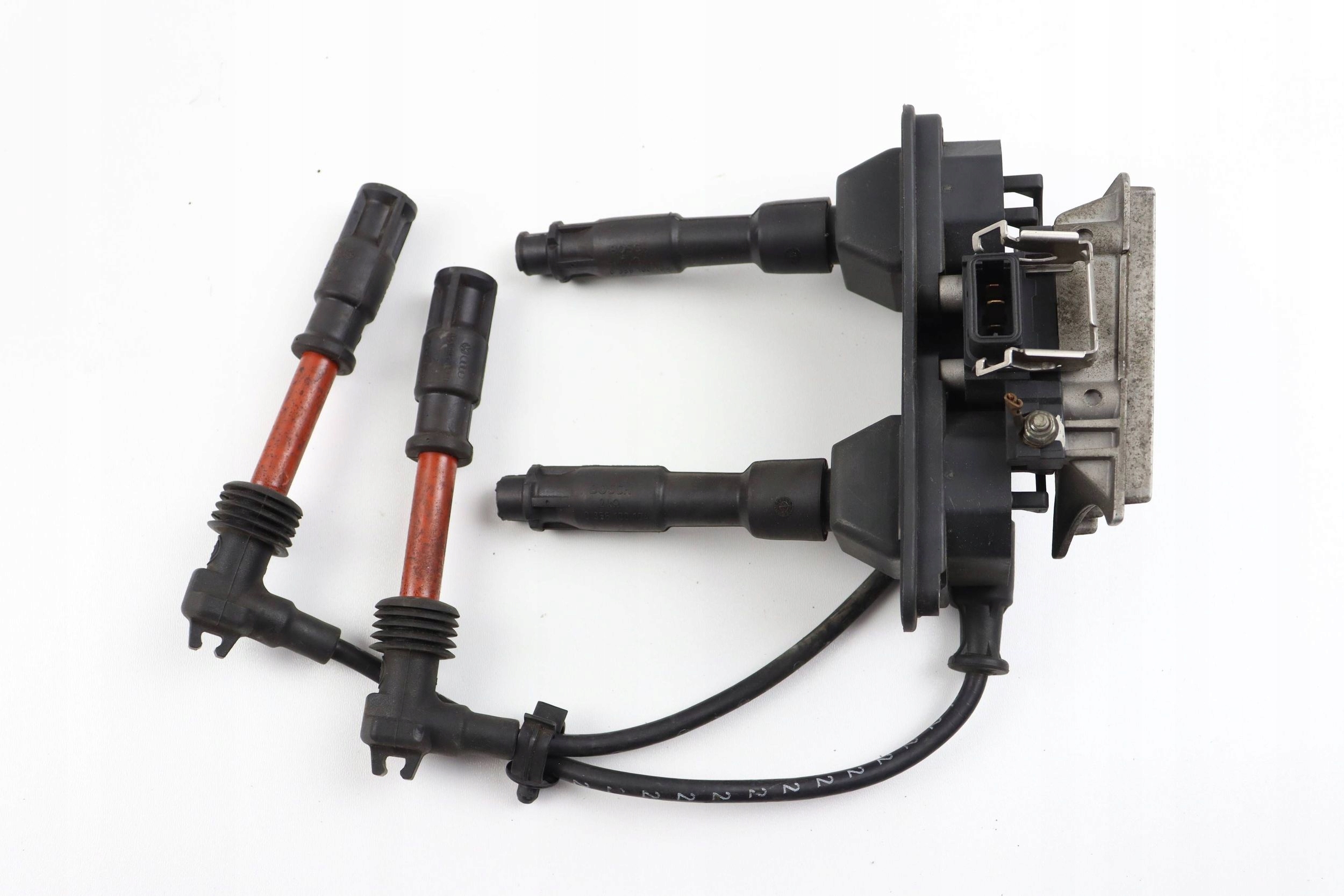 AUDI A4 B5 coil ignition BOSCH 1.8 058905105A
