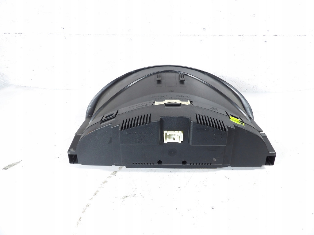 MERCEDES C W203 dials A2035400711