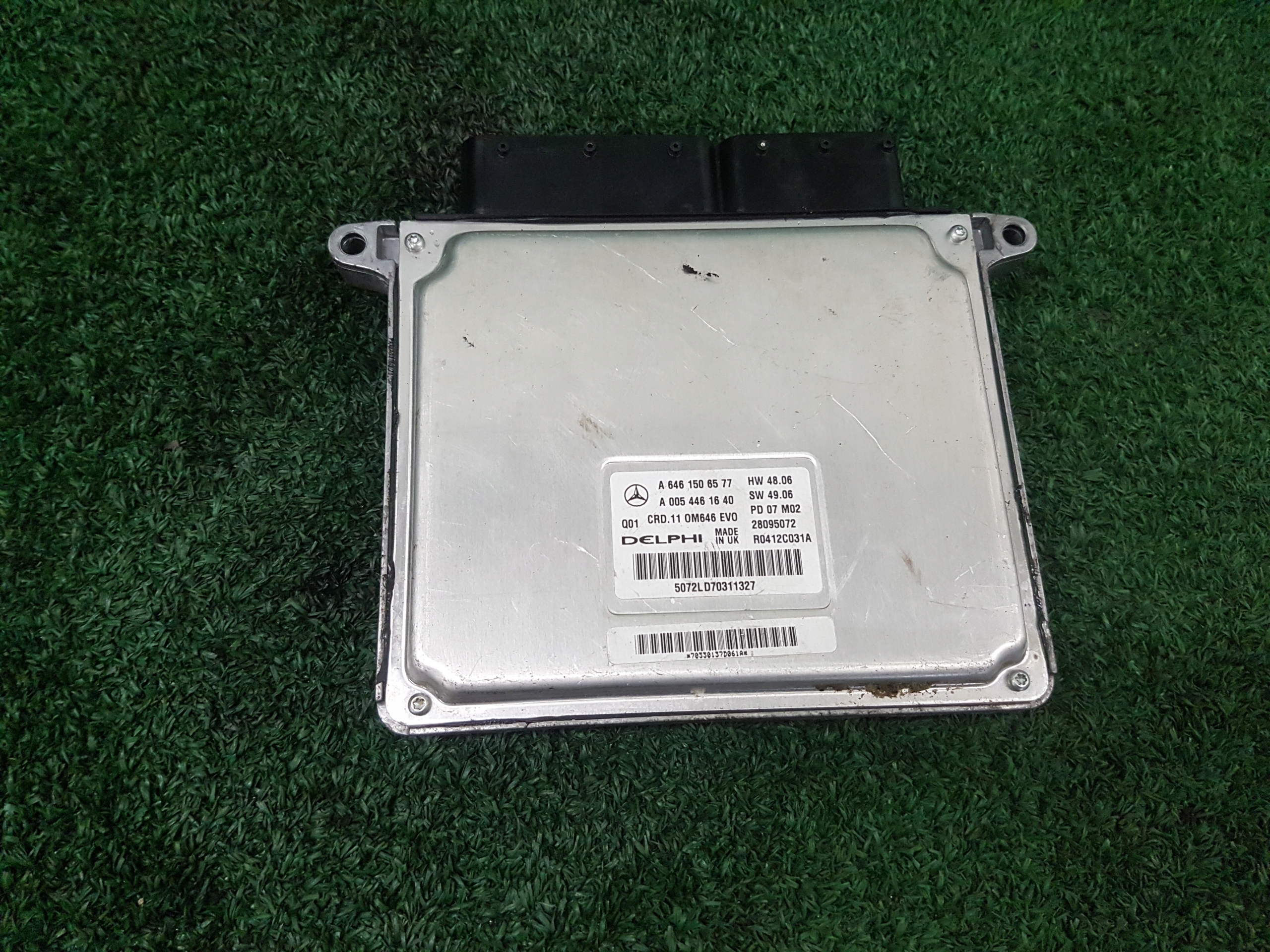 computer of the engine control unit MERCEDES C-KLASA W204 A6461506577 A0054461640