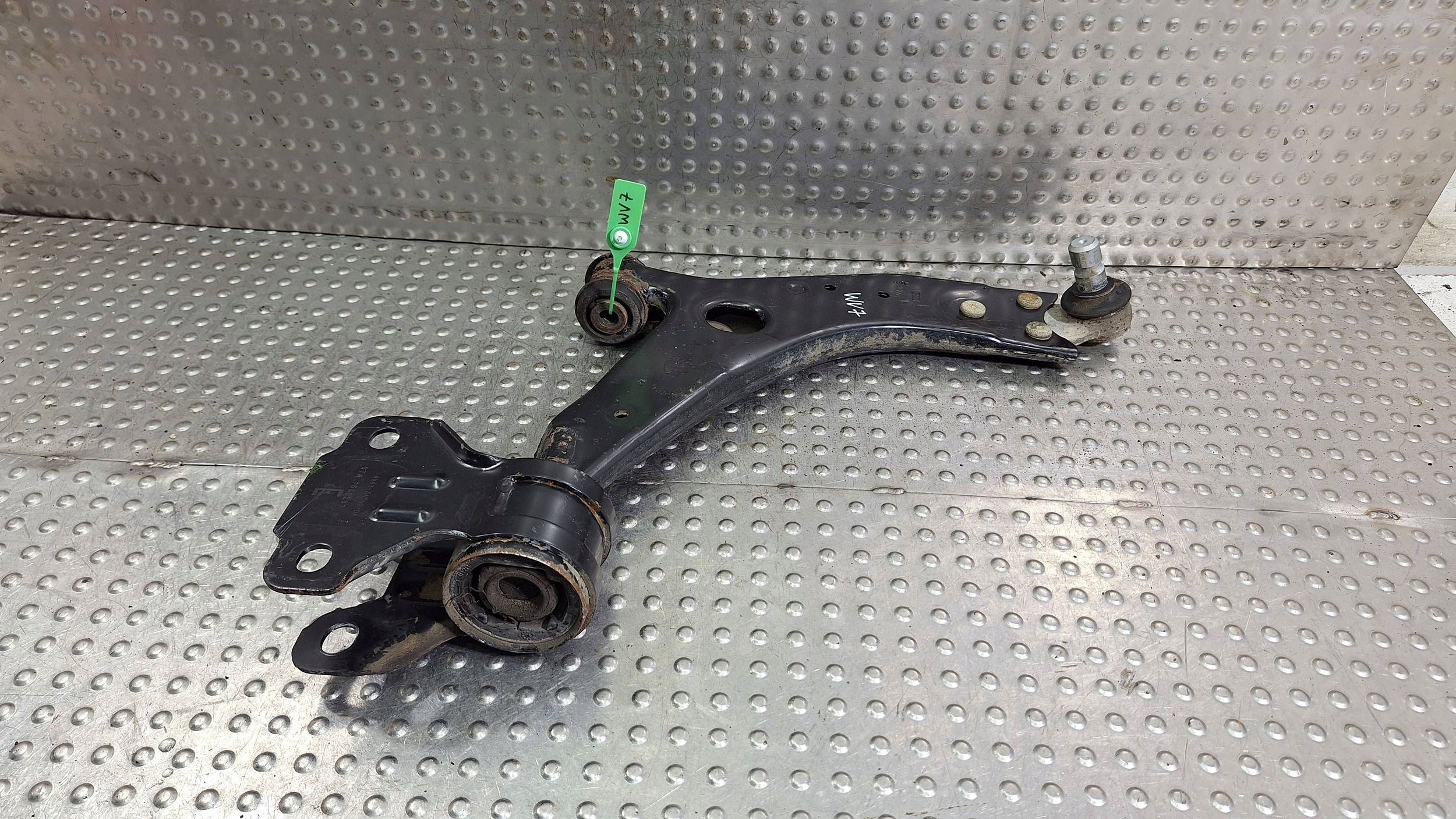 arm right front AV61-3A262-DA VOLVO V40 II LIFT (2016-2019) 2.0 D2