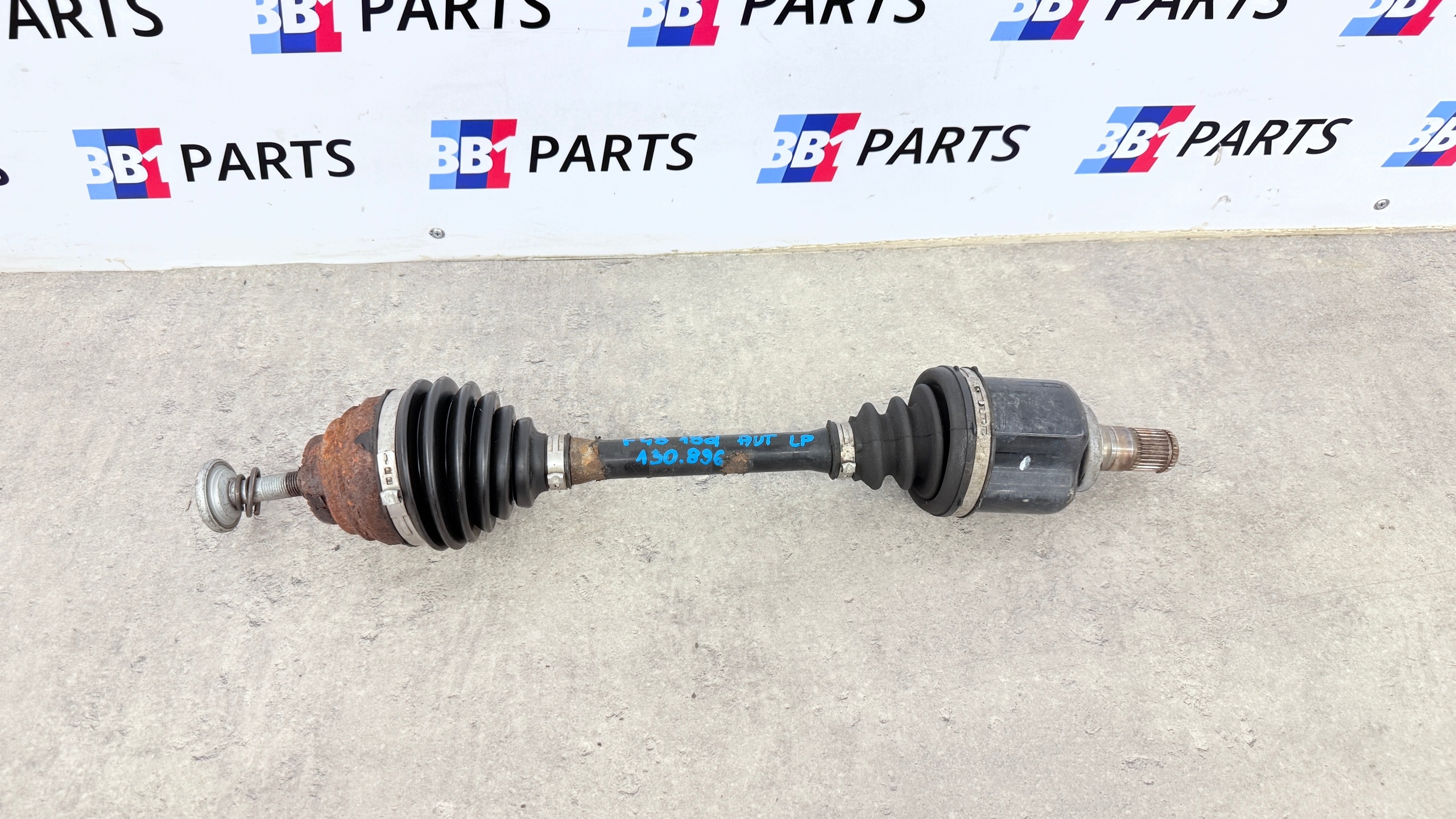 BMW F48 X1 semi-axis left front front 18D AUTOMAT 8611939