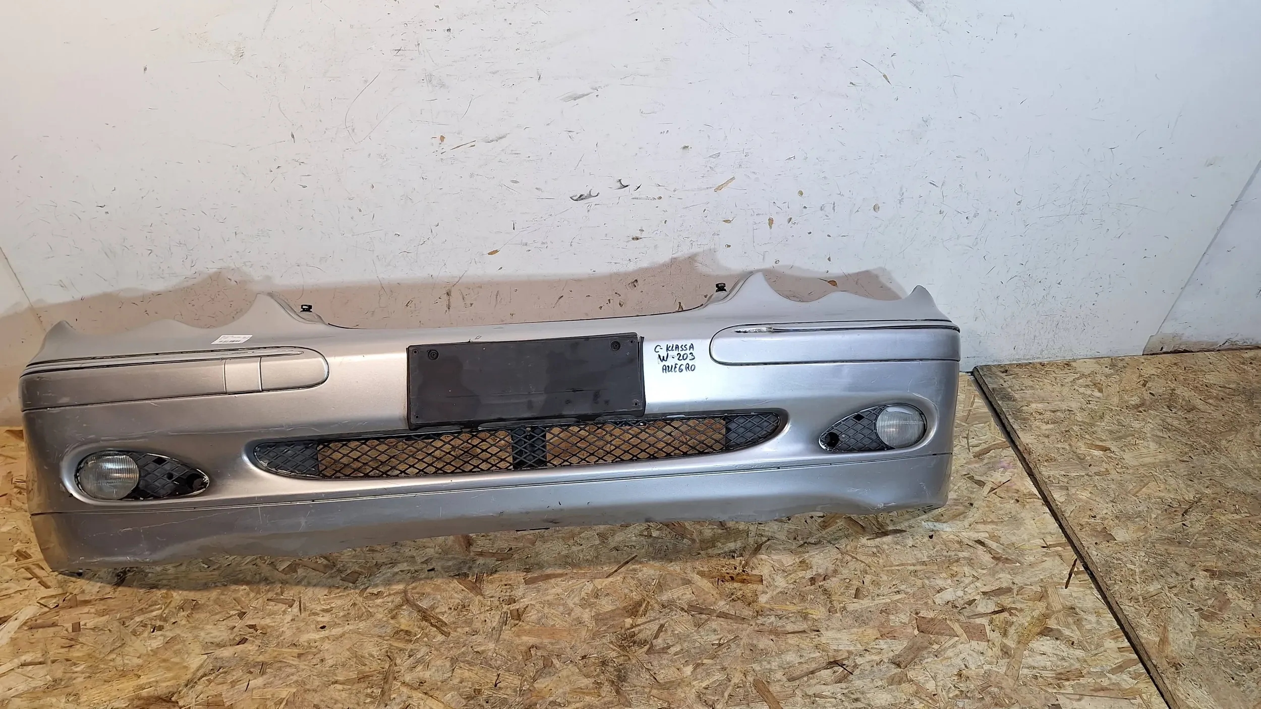 bumper front Mercedes C Klasa W203 00