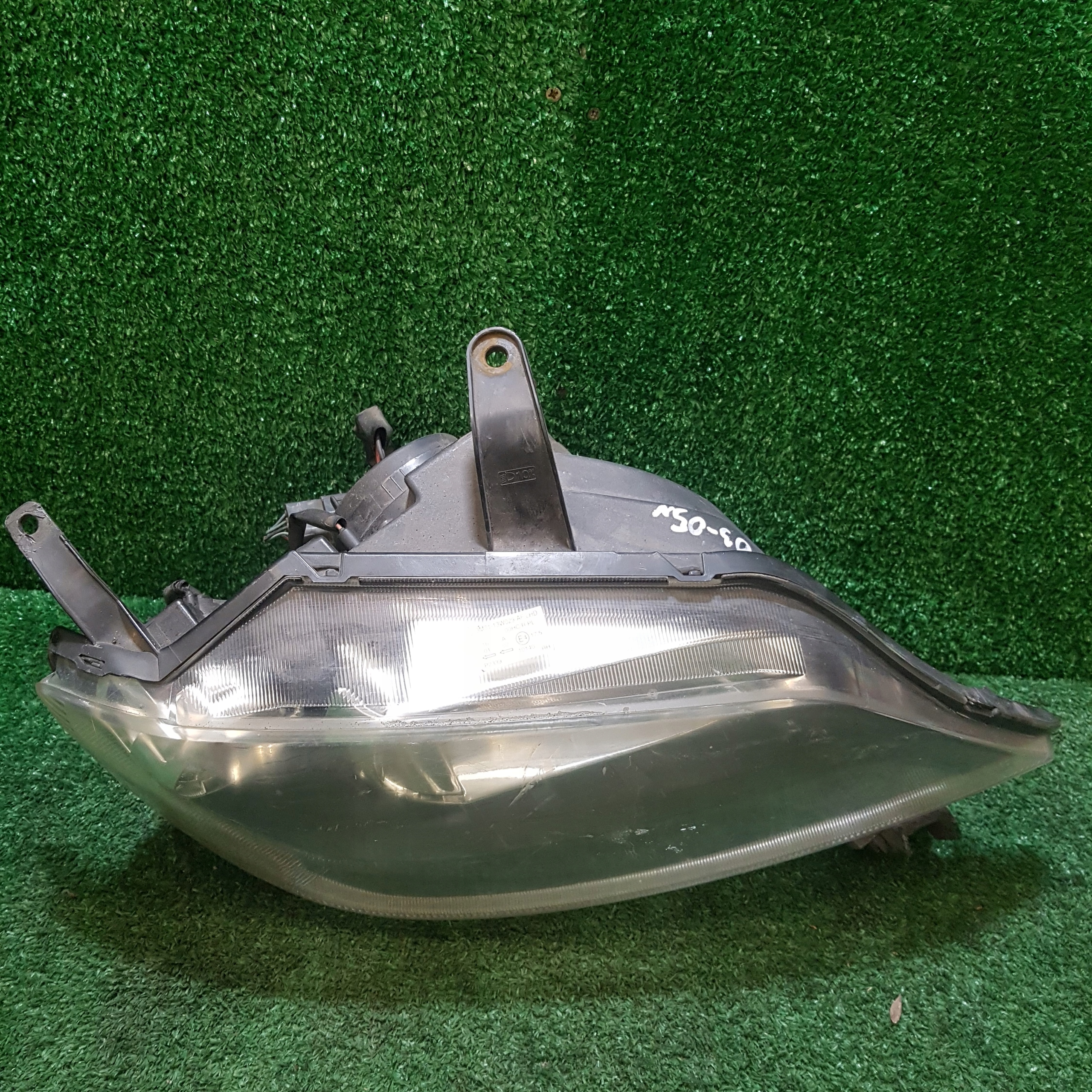 light right front MAZDA 2 3M71-13W029-AF