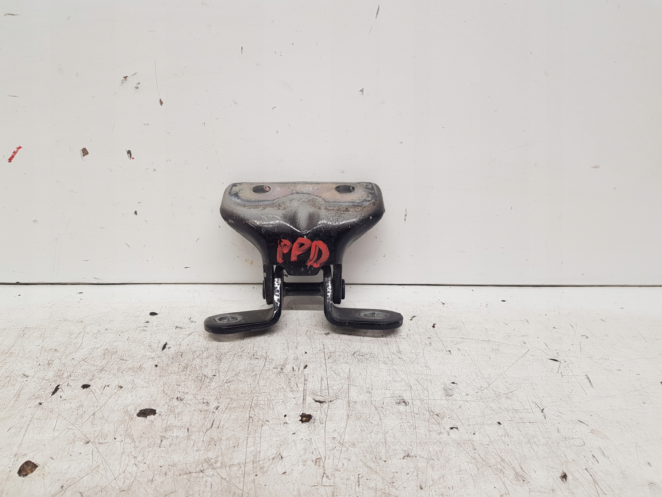 HYUNDAI I40 hinge door left front 2011
