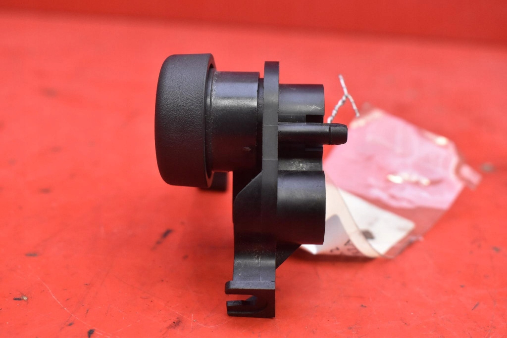 Poignée pour l’ouverture du capot KIA SPORTAGE 5 V 21-25