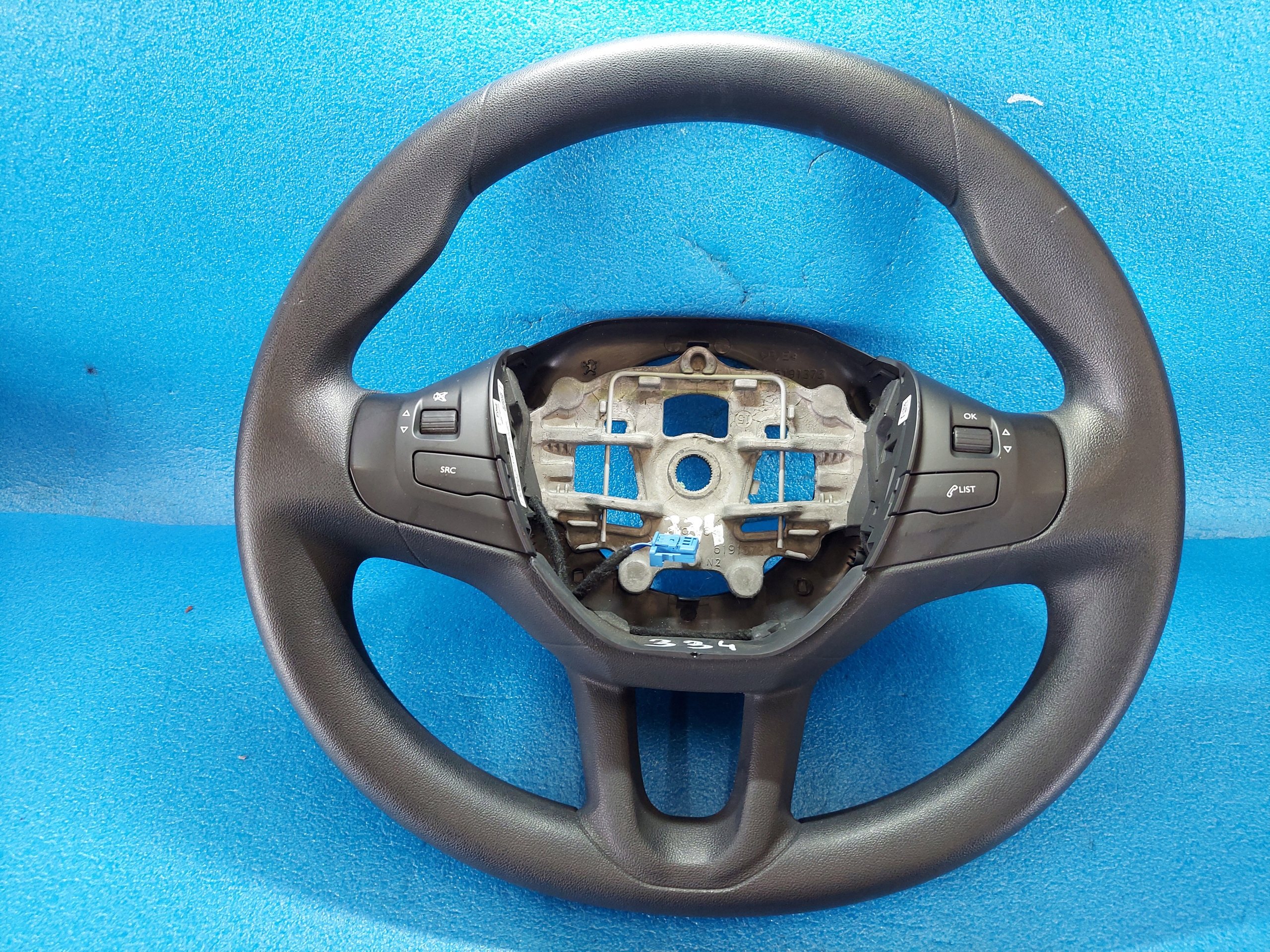lenkrad PEUGEOT 2008 98084115ZD