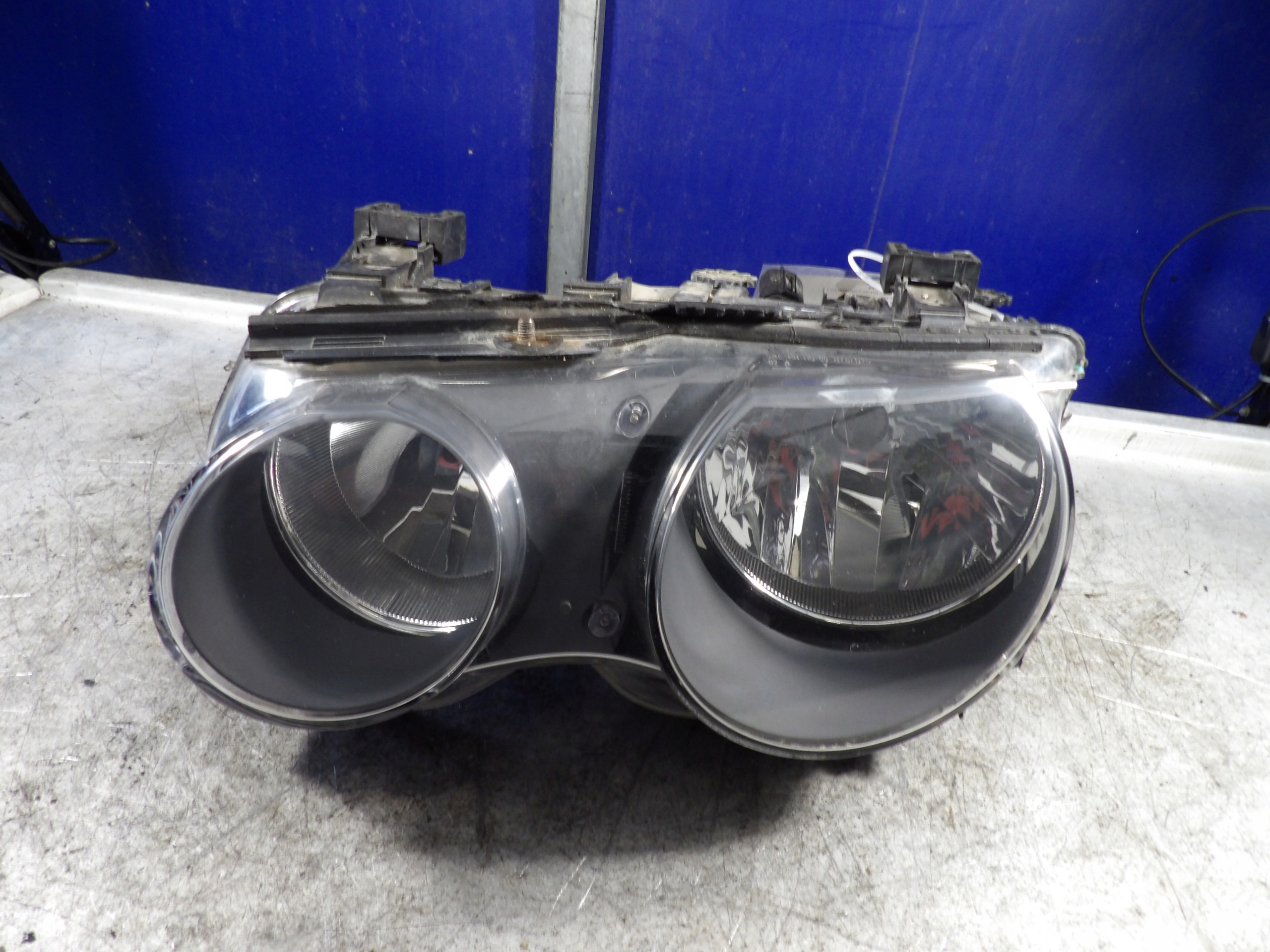 BMW E46 light front left lift 0301187201 6901969