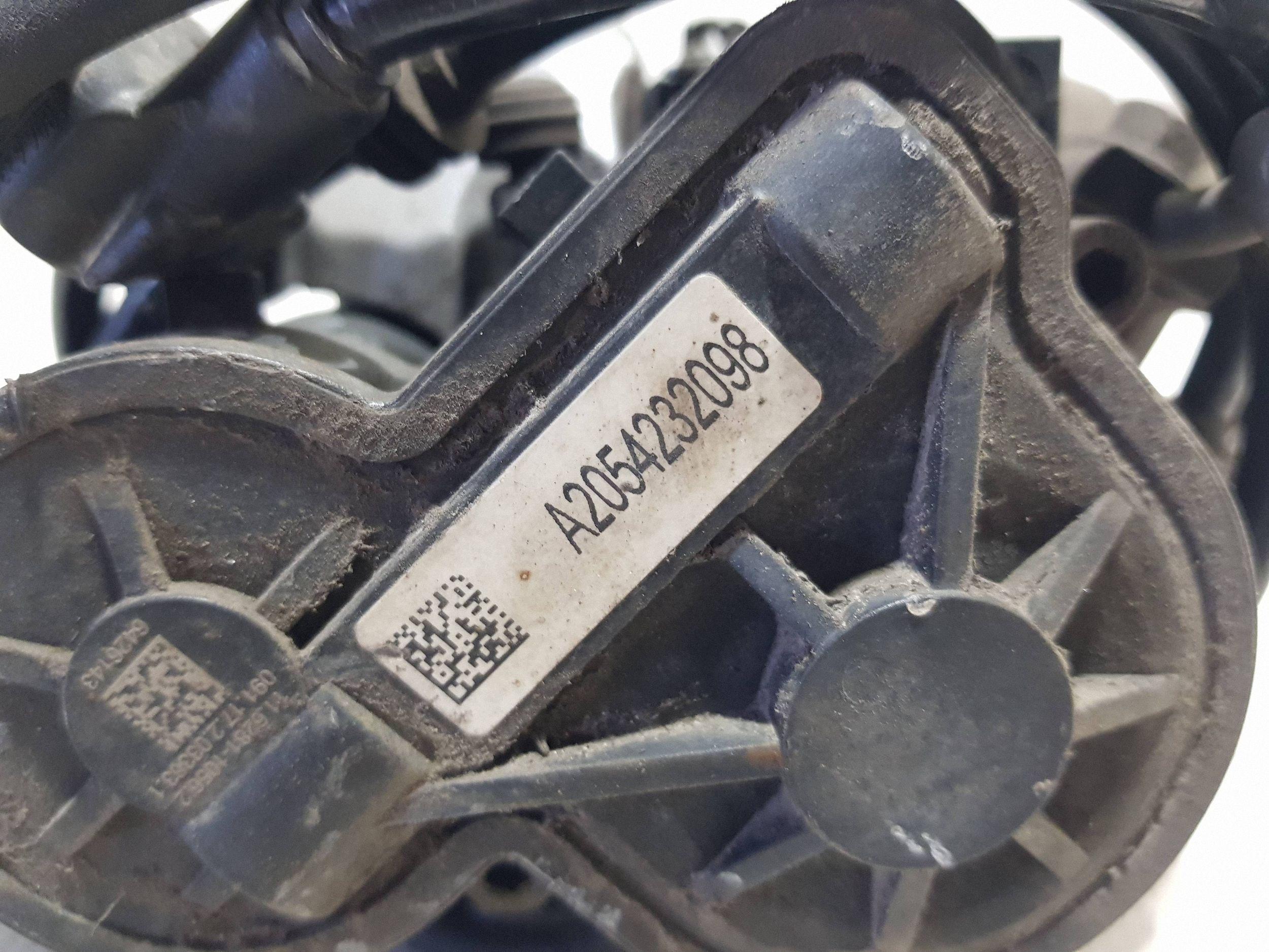 caliper brake electrical right rear part rear MERCEDES C-KLASA W205