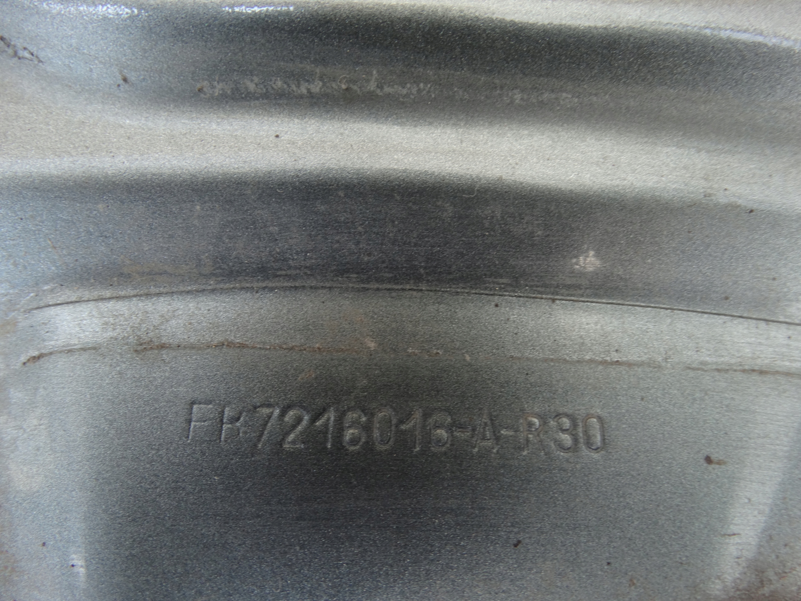 LAND ROVER DISCOVERY SPORT L550 fender left front front LRC 943 grey