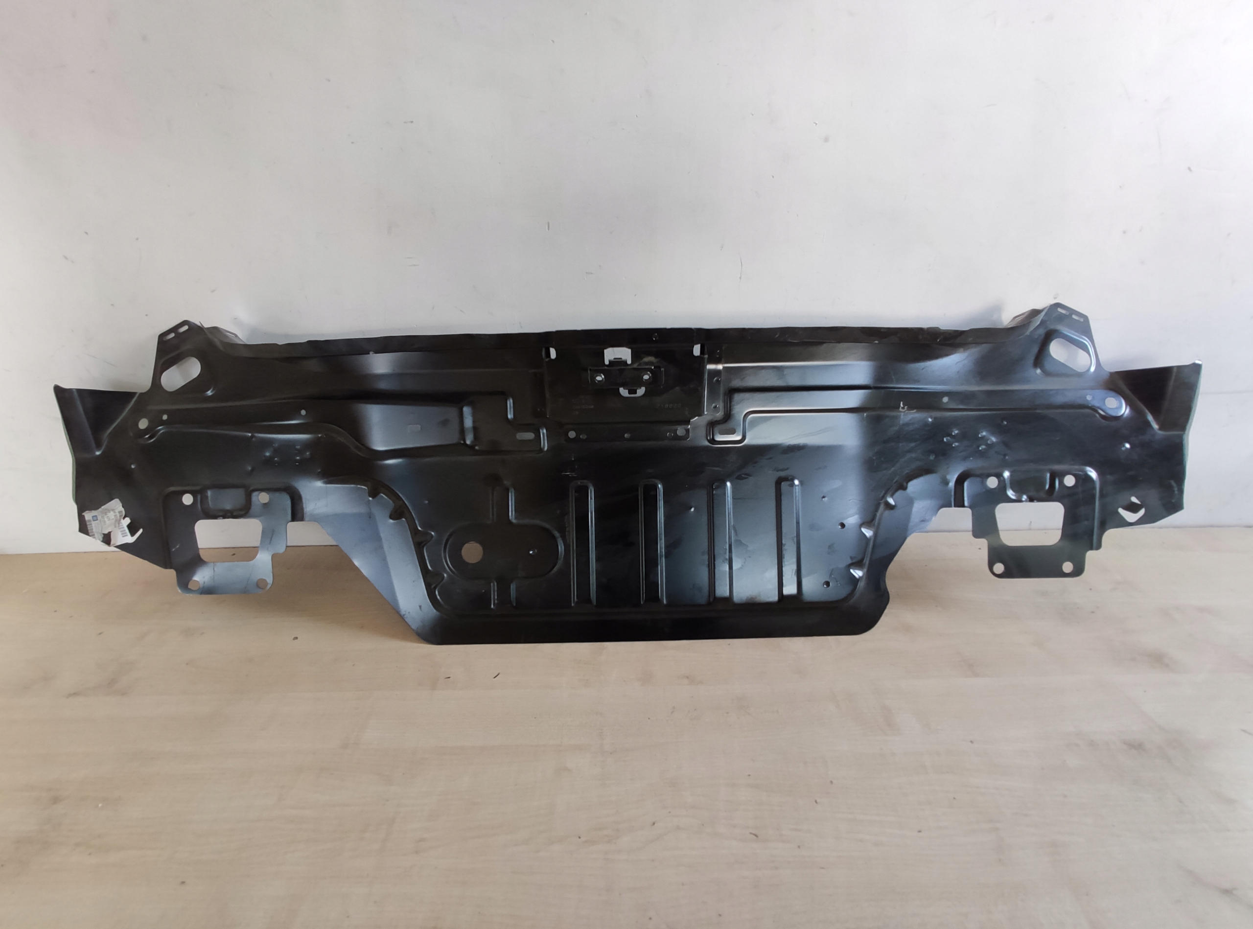 OPEL VECTRA C pas tyl sedan 93192074
