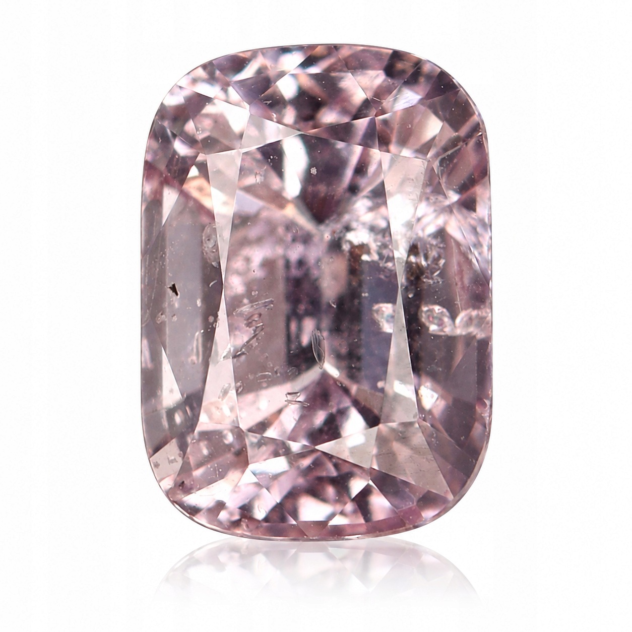 Přírodní Spinel 1.33ct Cushion Růžový Barma I2 certifikát Wbd