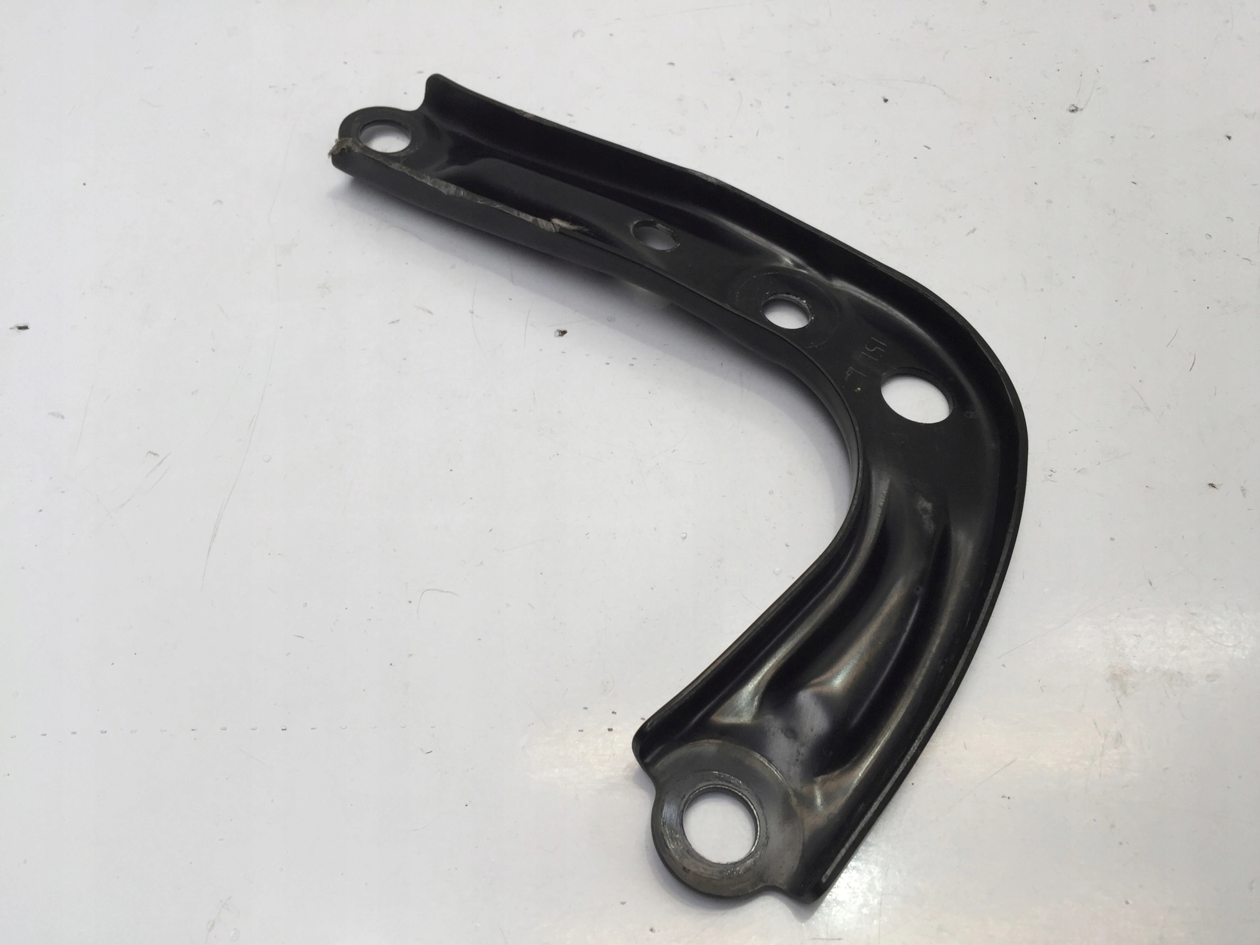T5E - HONDA JAZZ V 1.5 EHEV 21 КРОНШТЕЙН ДЛЯ САЛАЗОК ПЕРЕДНИЙ ЛЕВЫЙ
