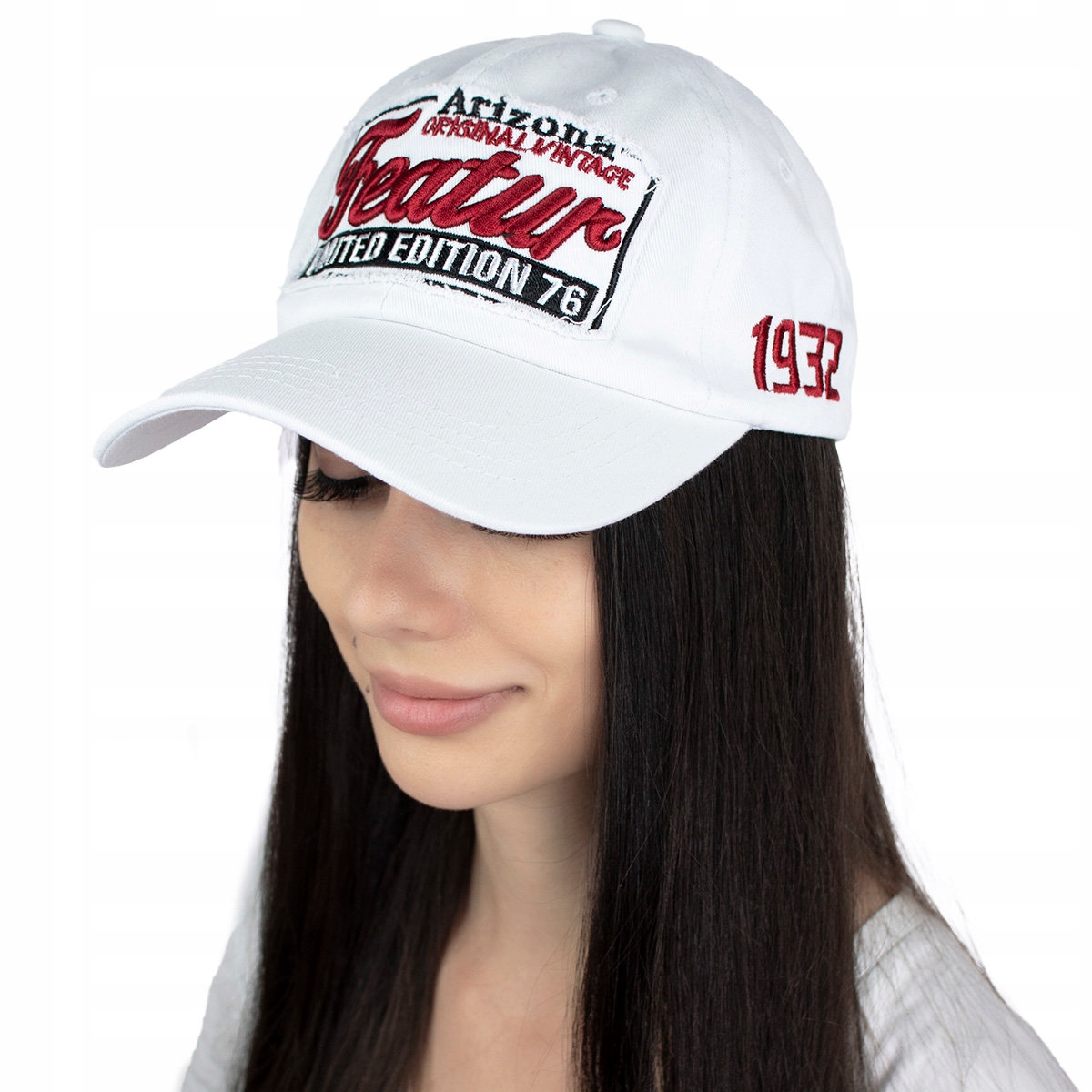 

Czapka z daszkiem Retro sportowa bejsbolówka Biała