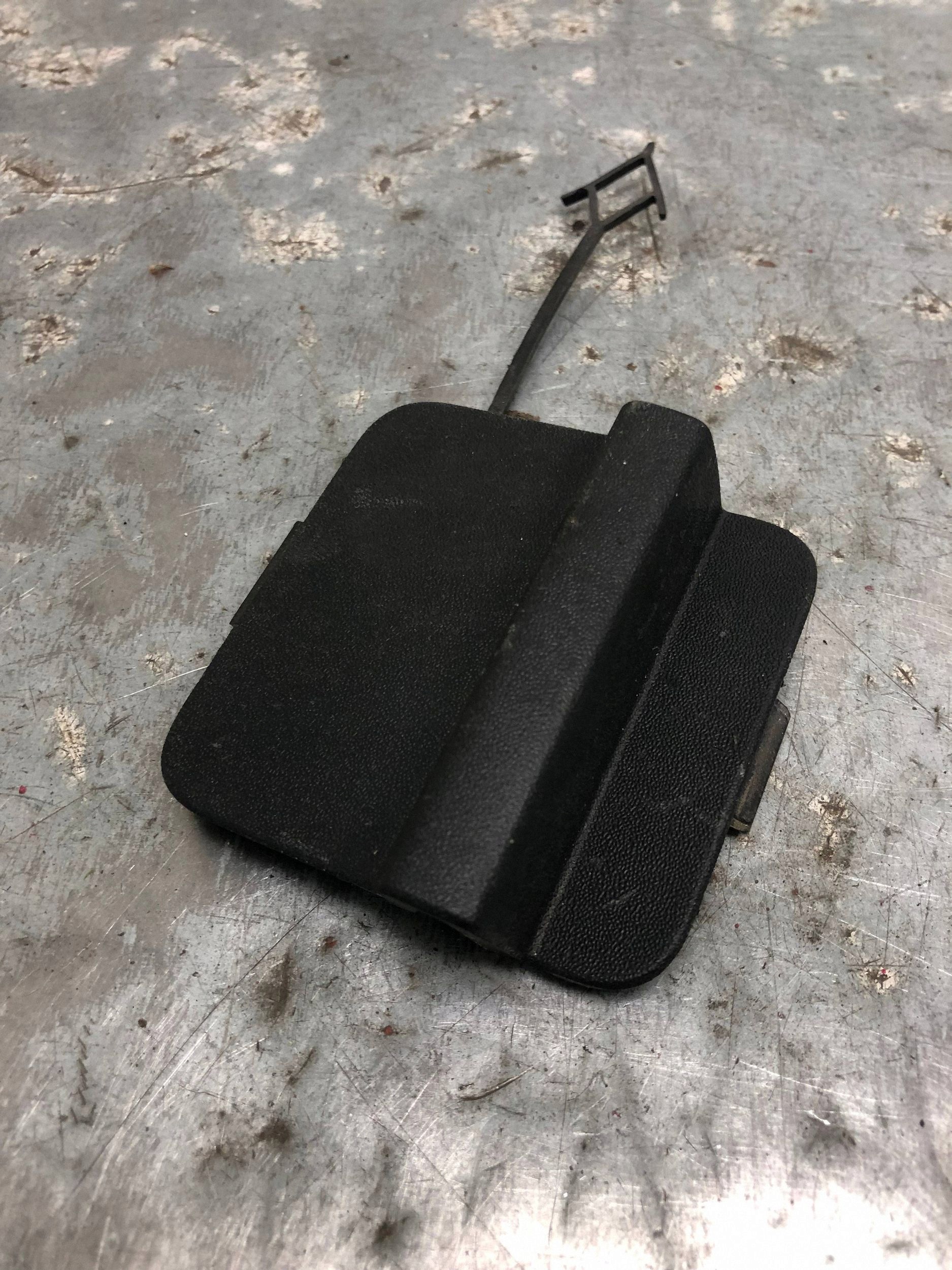 towing hook cap front VW CRAFTER II 7C0807241