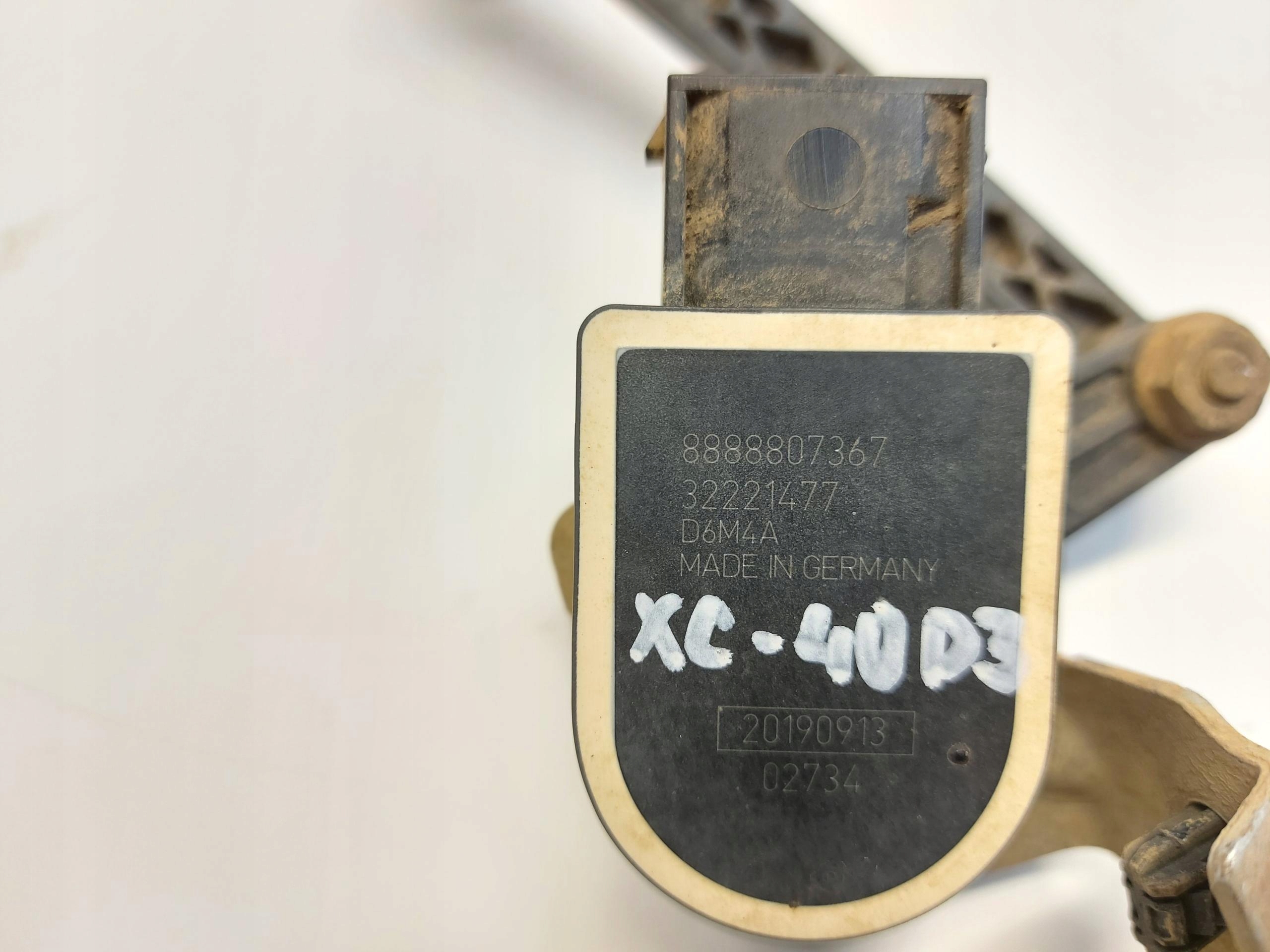 VOLVO XC40 D3 sensor leuchtweitenregulierung lichte vorne links 32221477