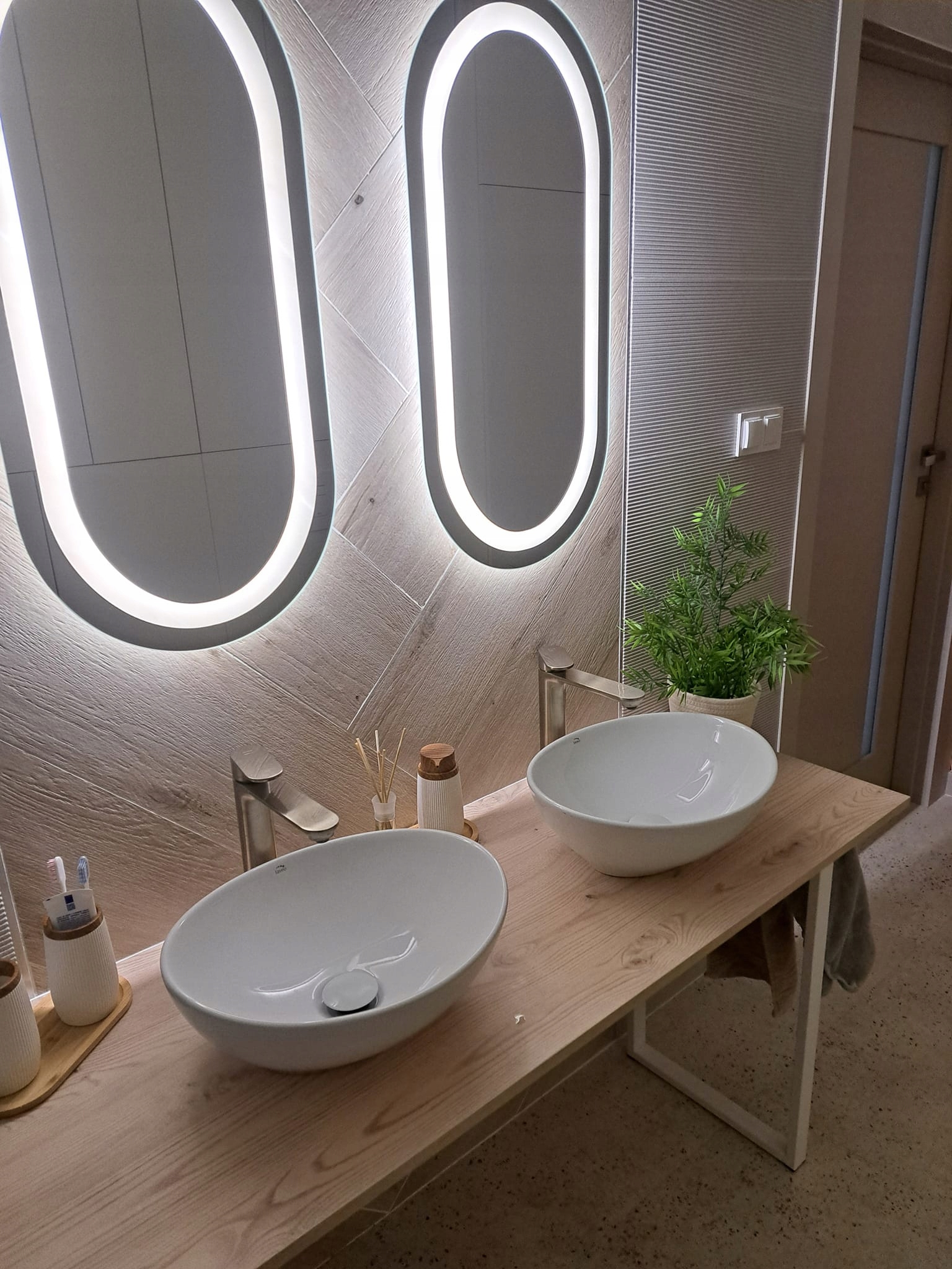 372ce38145d9973c8bb0d8c9473f