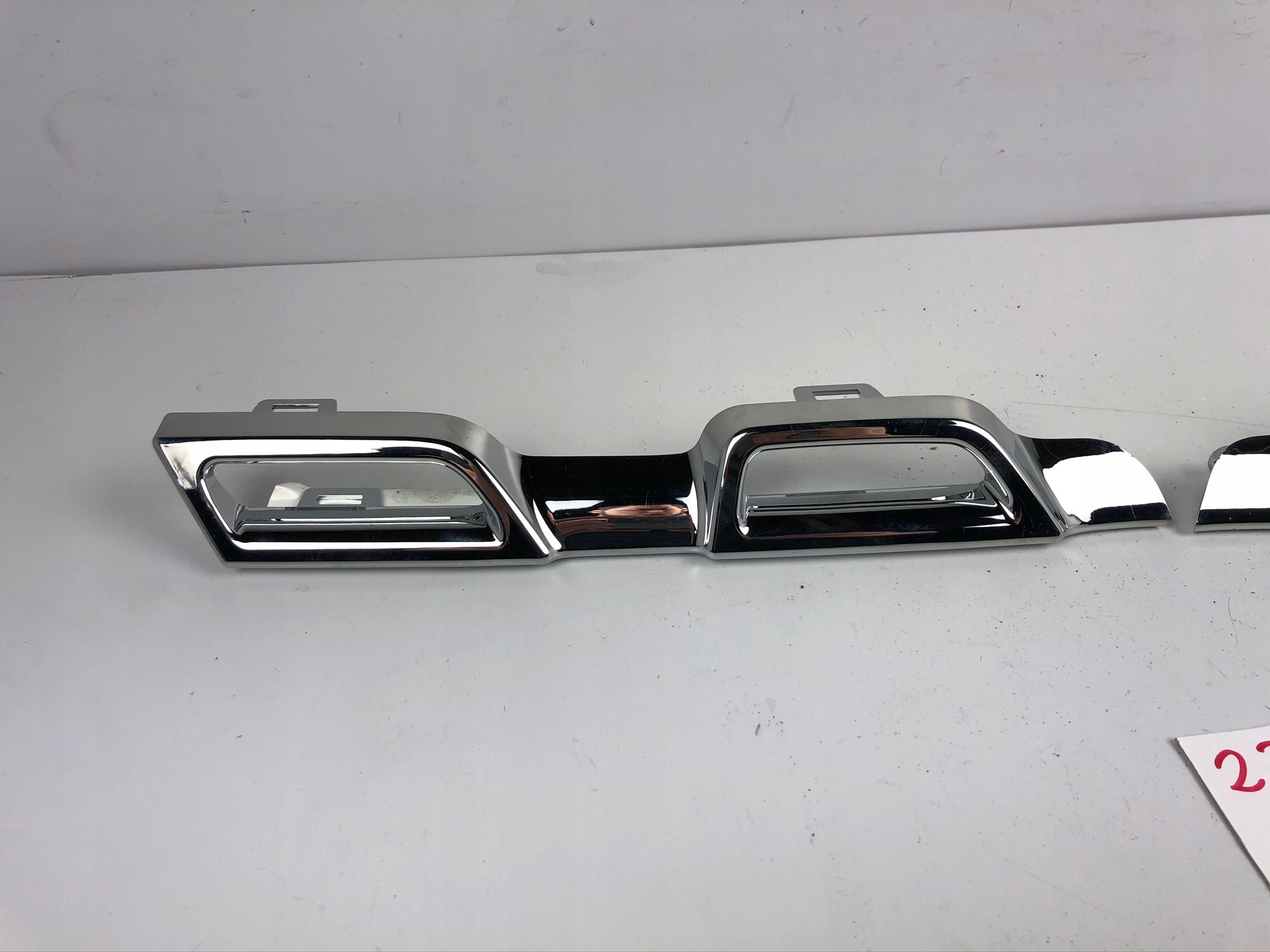 CHROM lišta mřížka masky DACIA DUSTER LIFT