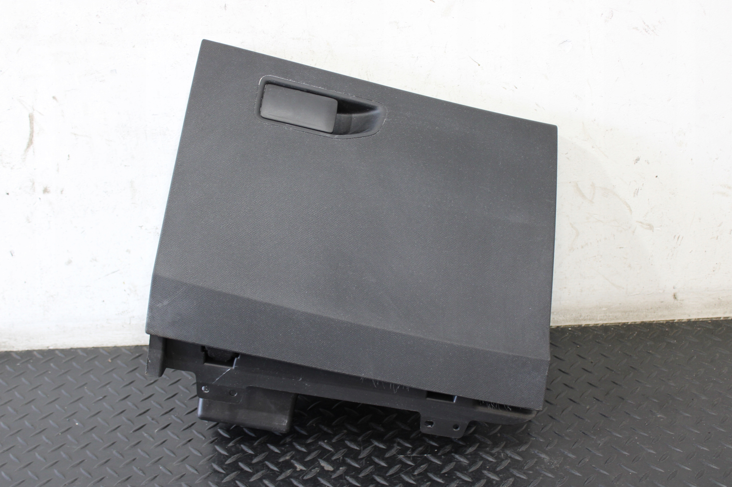 passenger compartment consoles PEUGEOT 3008 II 2