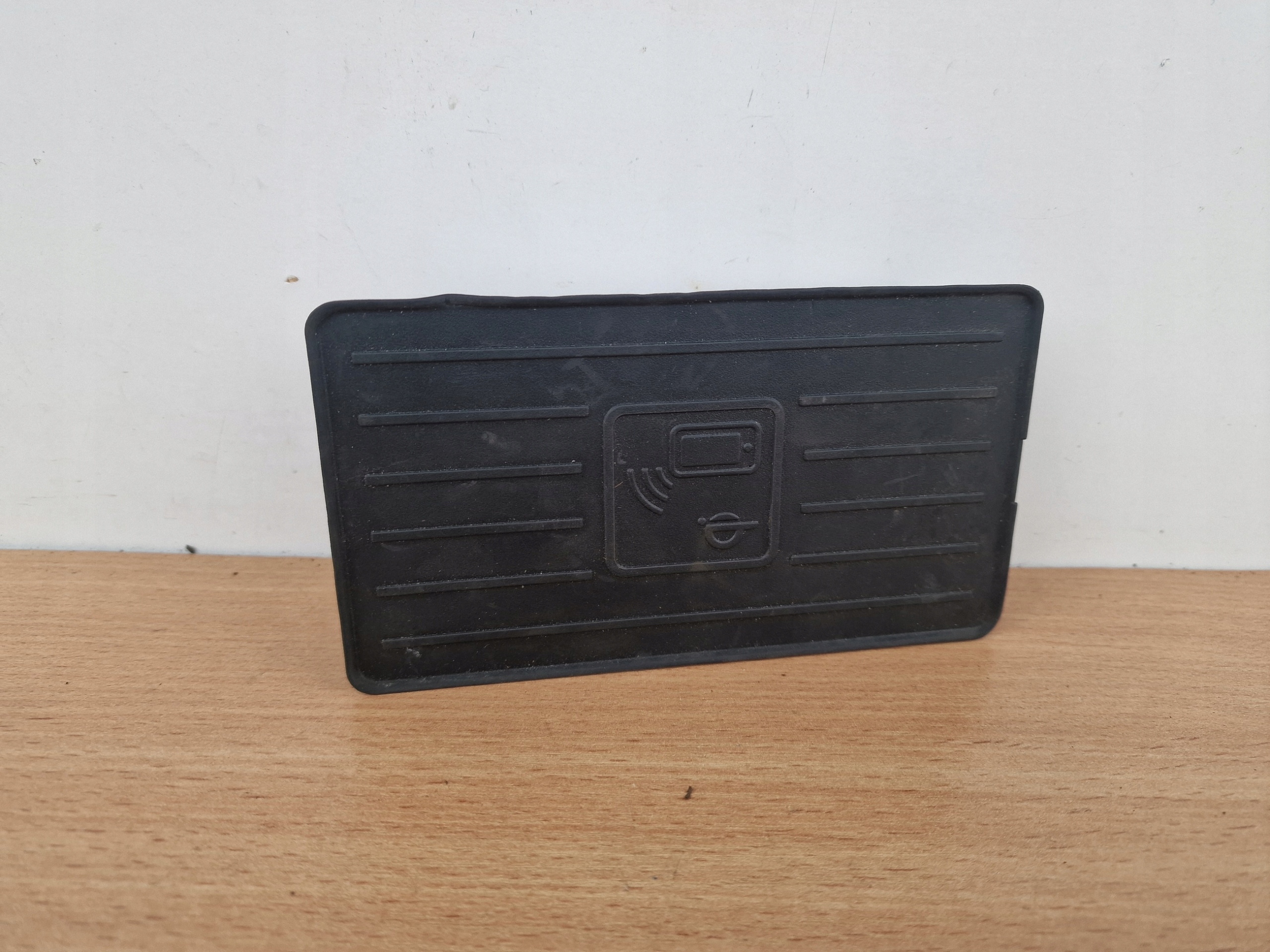 ІНДУКЦІЙНИЙ НАВАНТАЖУВАЧ AUDI VW SEAT SKODA 81A035502