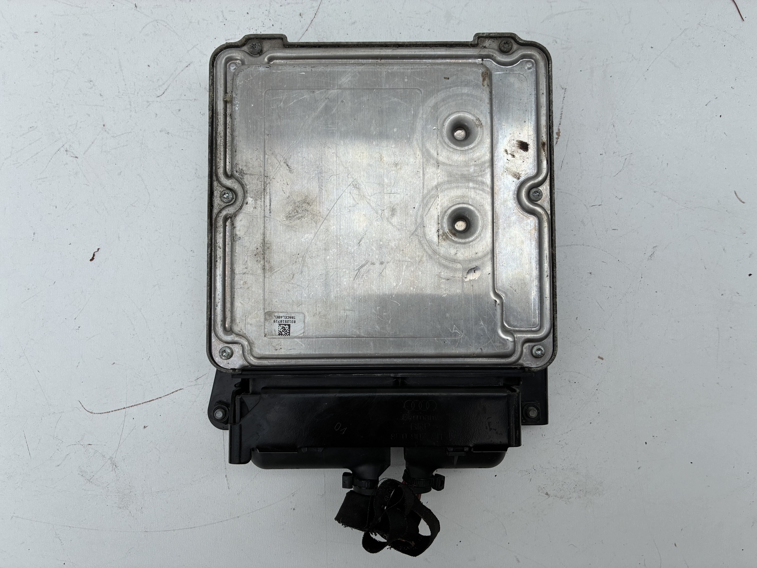 control unit of the engine ECU ECM Audi A8 D3 4.2TDI 4E1907409A 0281013844 ==OEM==