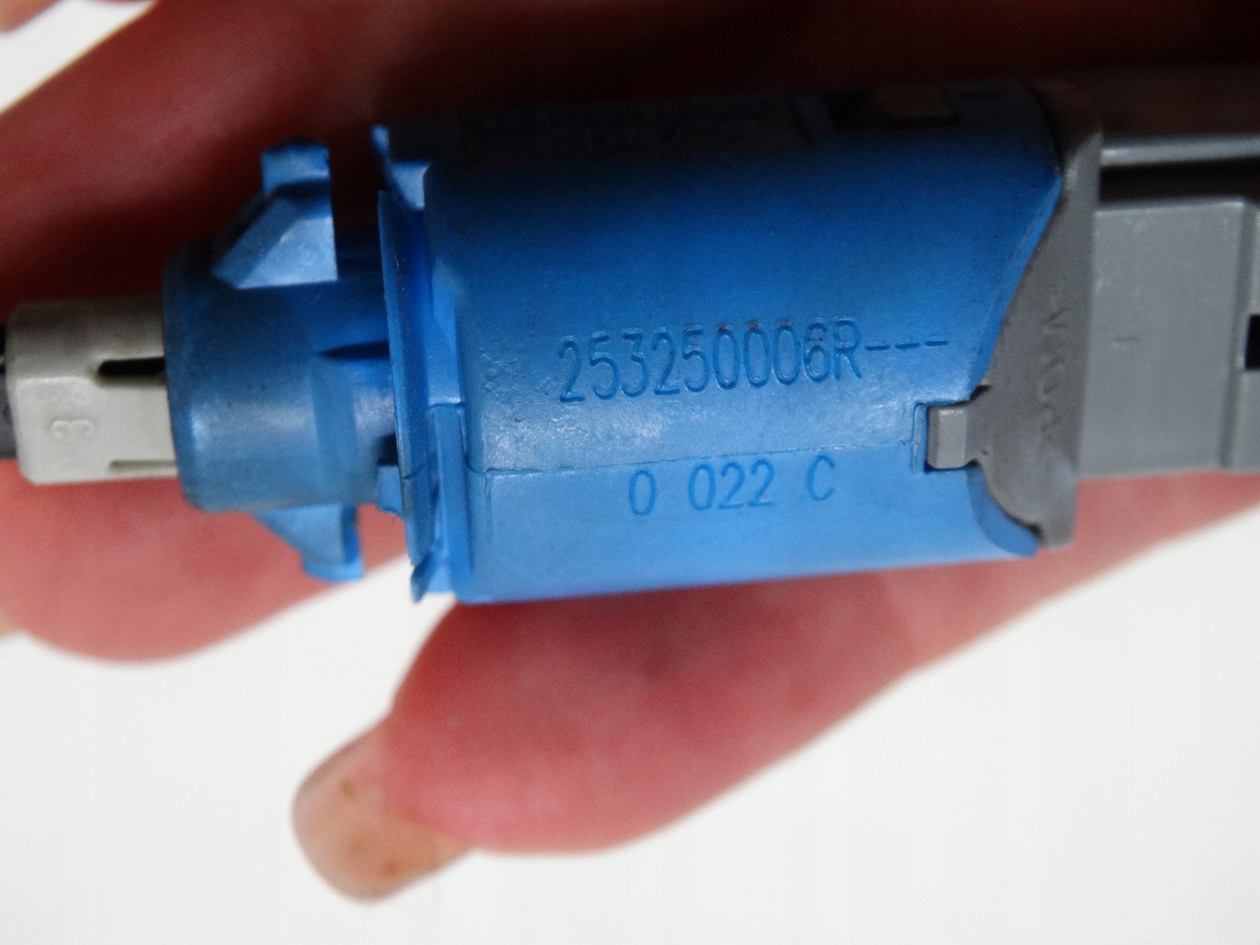 Sensor PEDALU der Kupplung RENAULT LAGUNA III