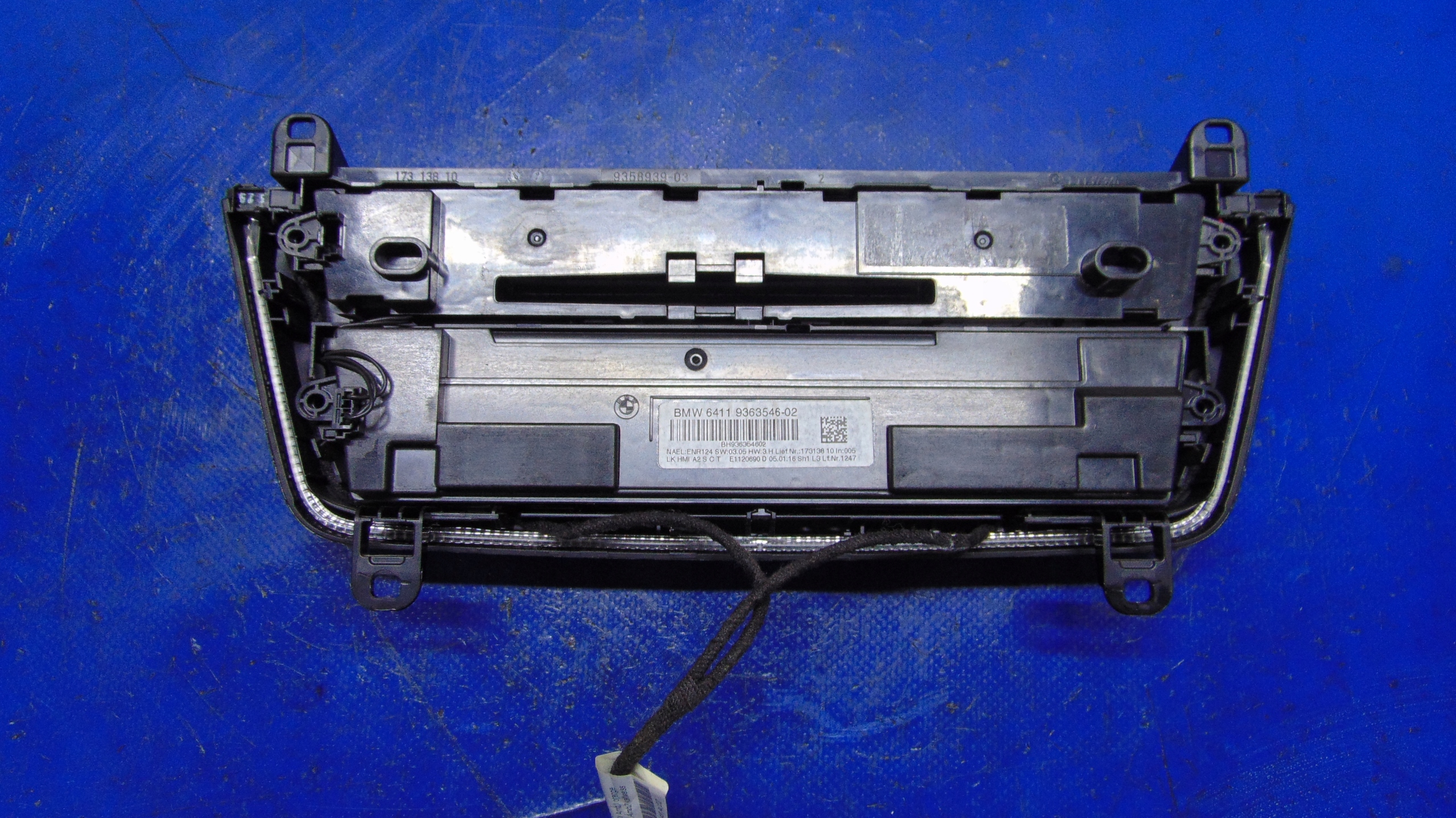 PANEL RADIA BOCCHETTE BMW F30 F31 10-18 ROK
