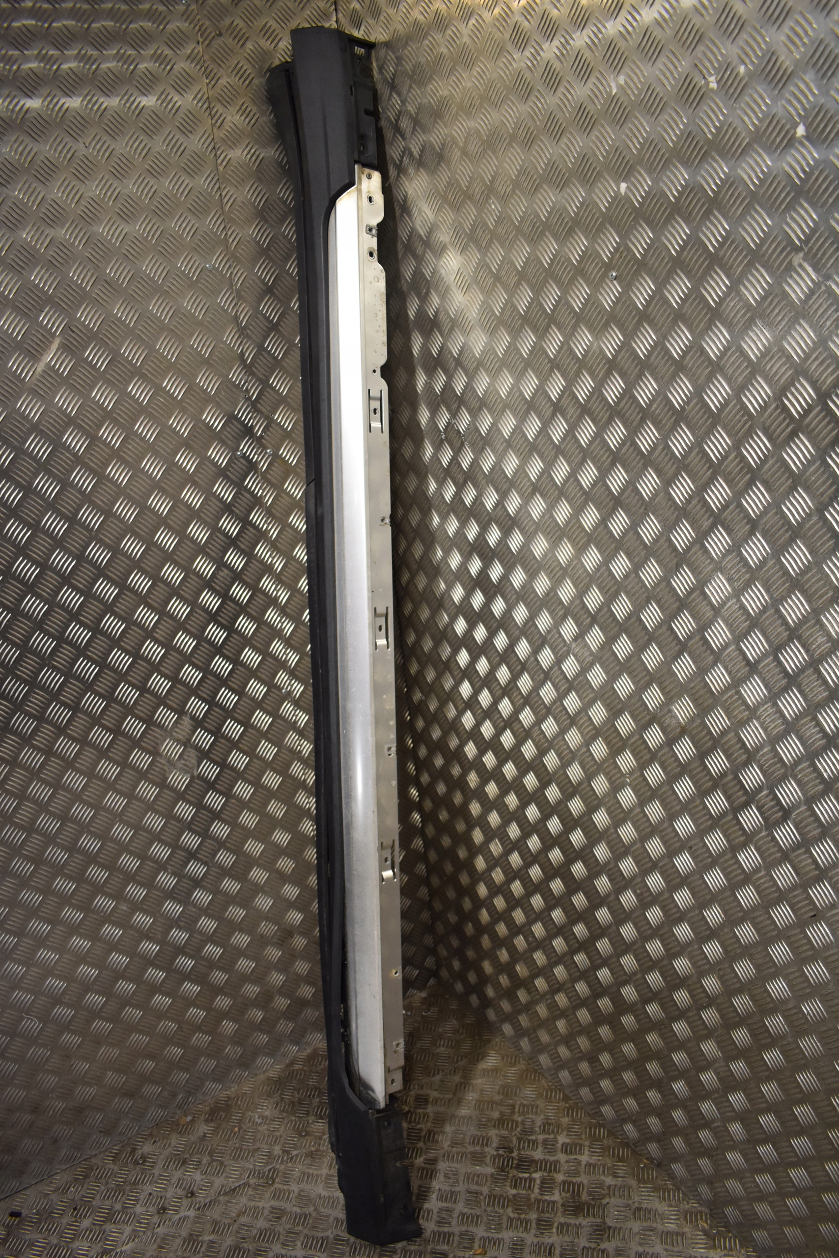 IDEALNA moulding threshold left PORSCHE CAYENNE 9Y 1