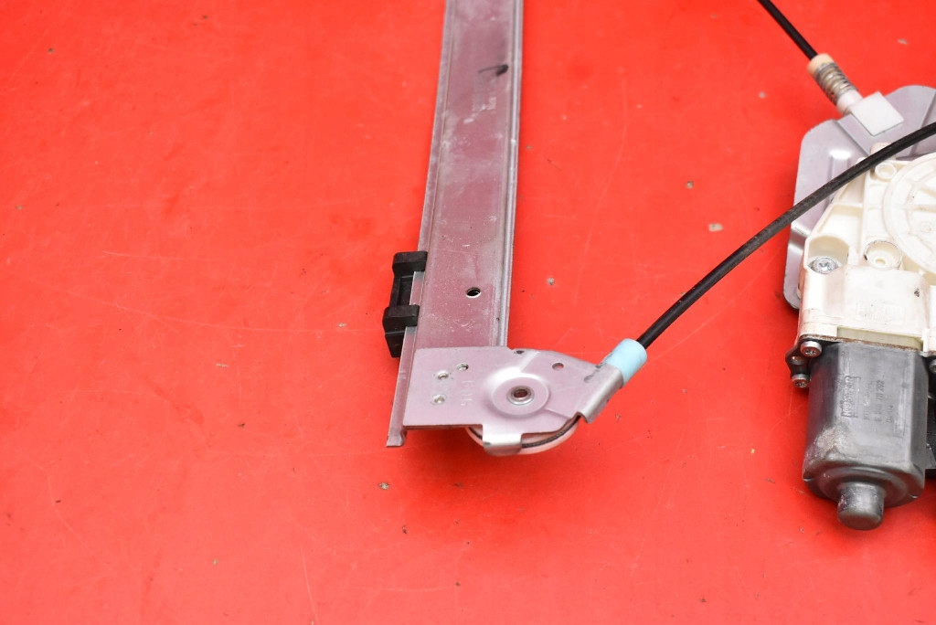 window regulator left front EU 8P0959801A AUDI A3 8P 3D HB 03-05