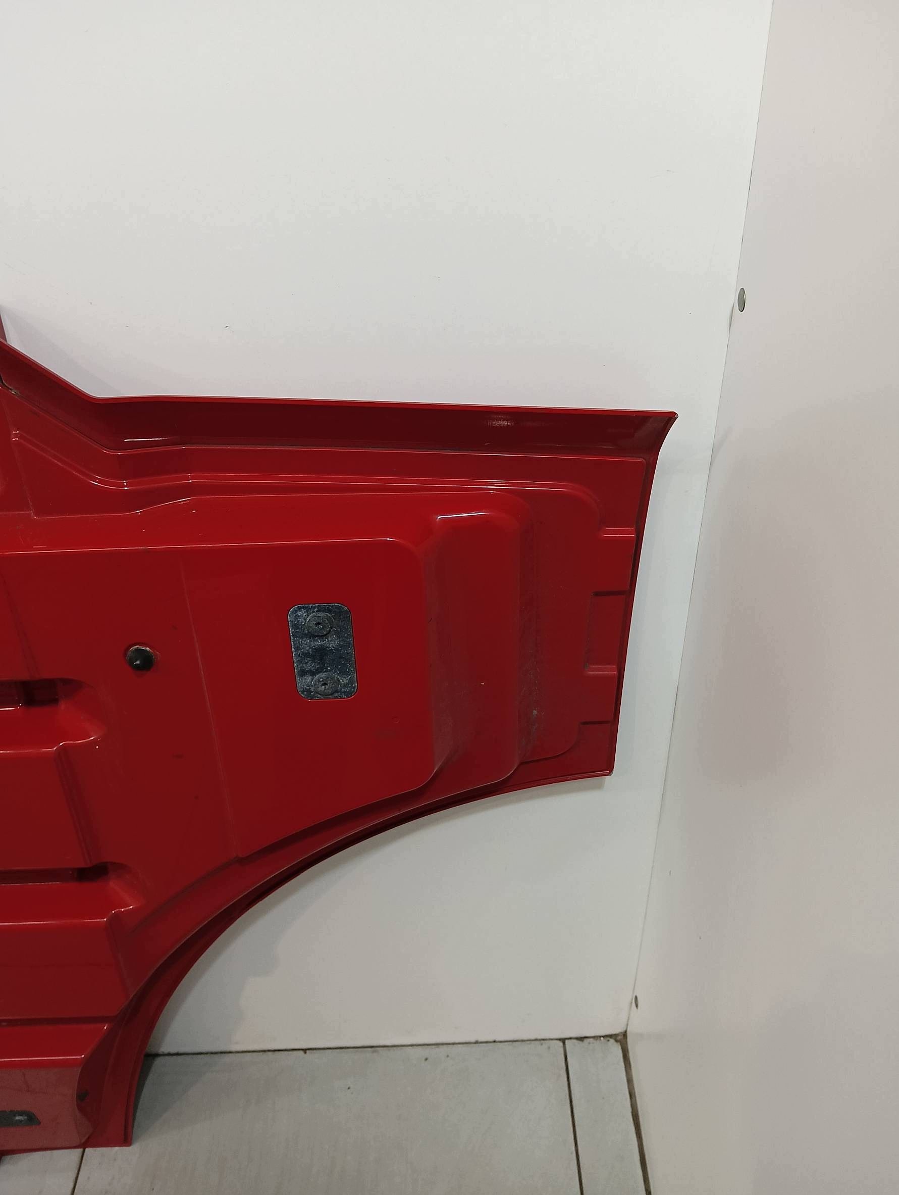 door left front red DAF XF (2012-2016) 106 Euro 6 440 FT
