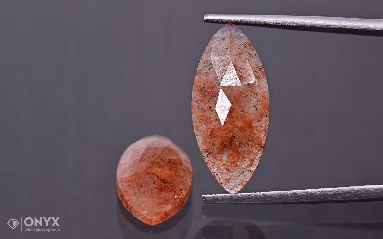 Jahodový křemen fazetovaná růžice Para markýza 2