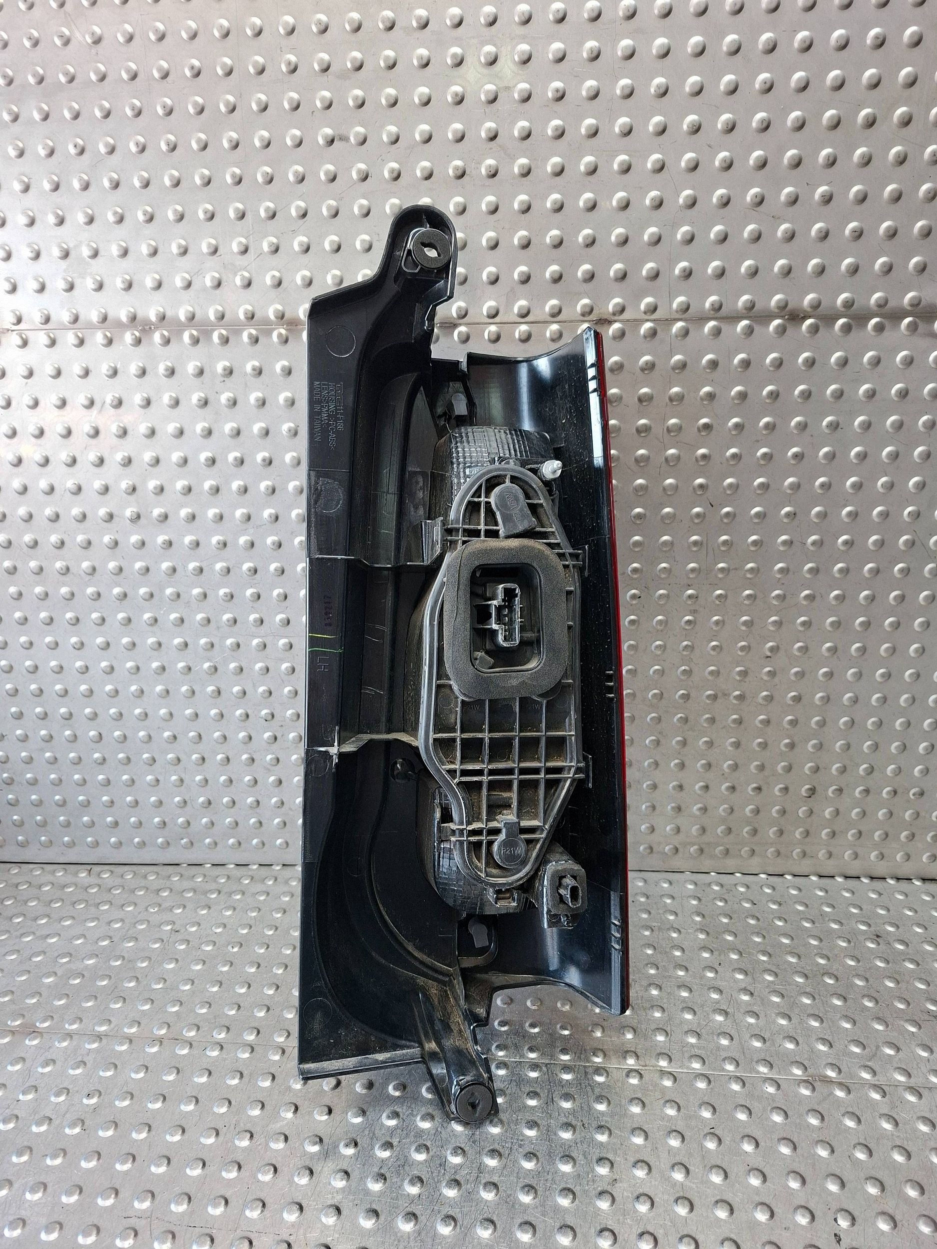 light rear part left TOYOTA PROACE COMBO BERLINGO PARTNER 18- TYC