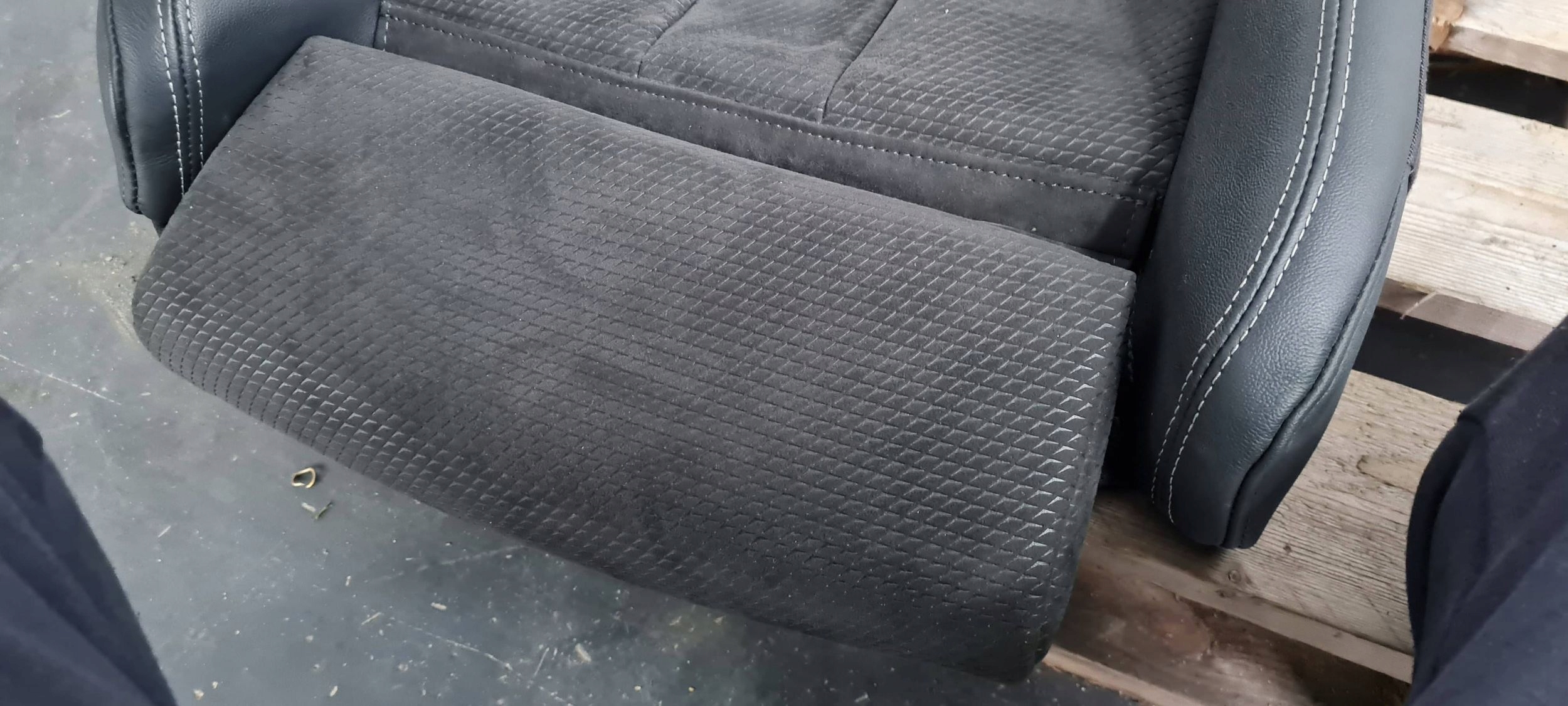 A5 8W LIFT side seat seat ALCANTARA leather SLINE right front A4 B9 8W