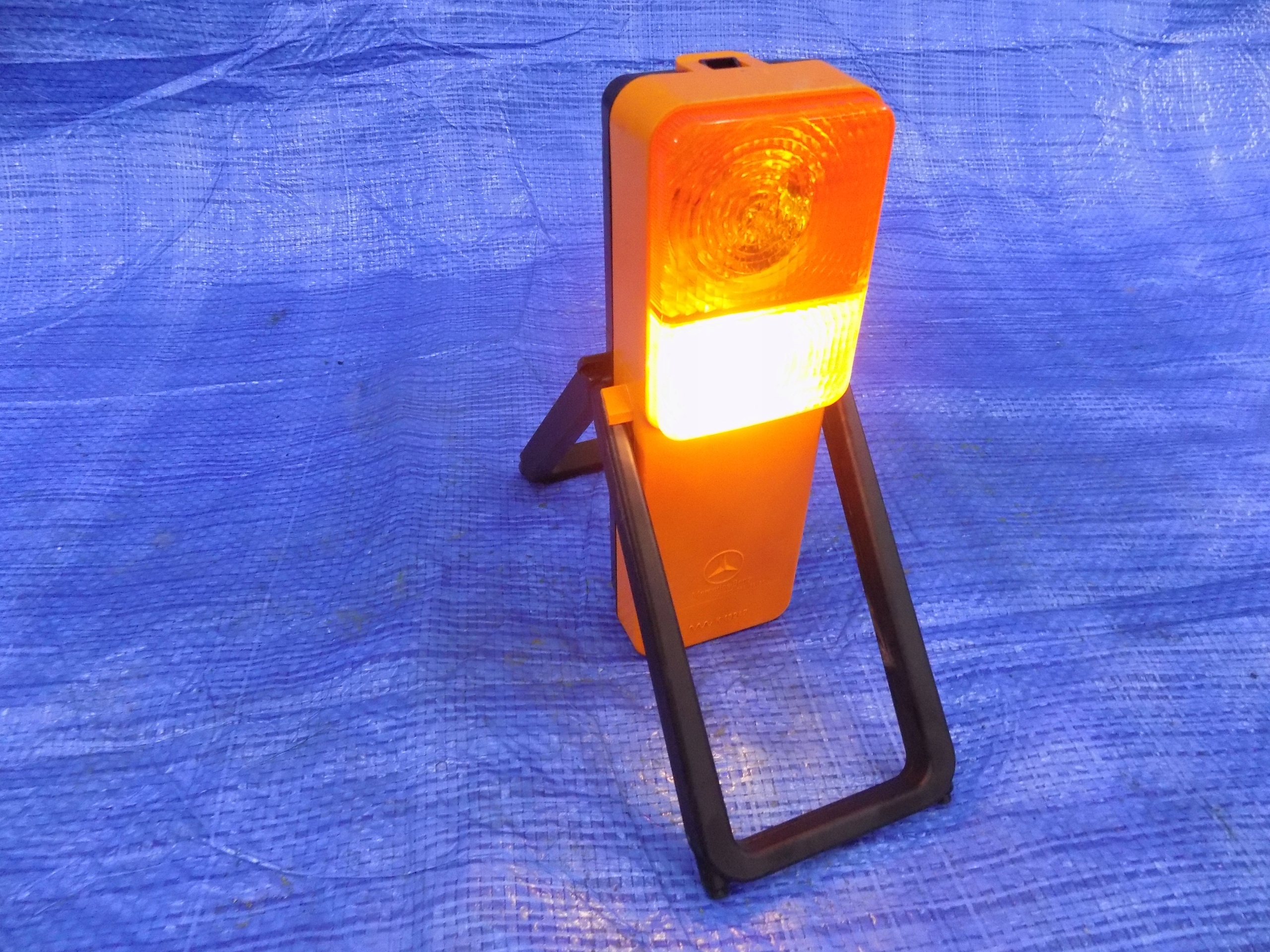 light of warning lights MERCEDES ATEGO 1218 11R