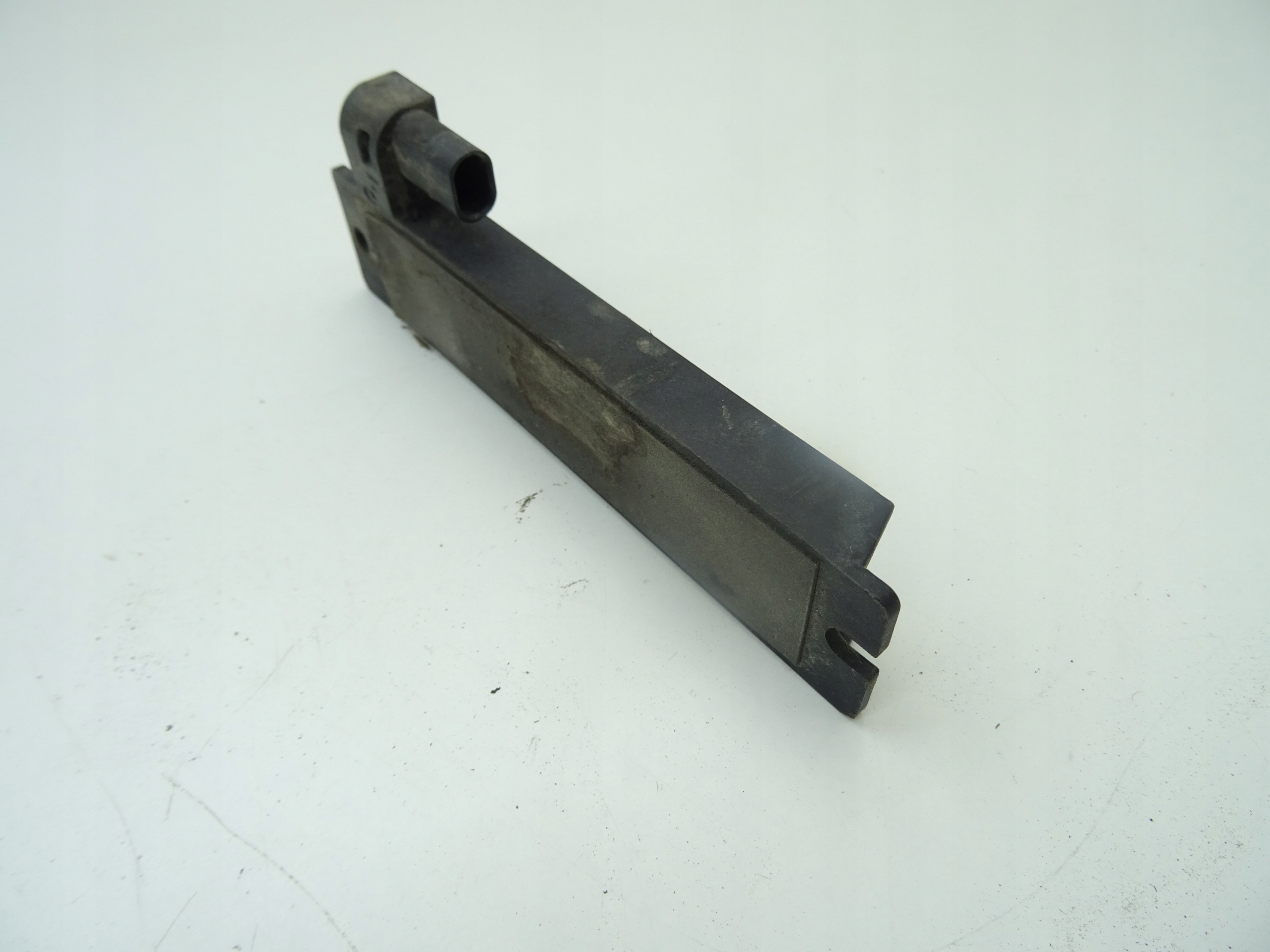 TESLA MODEL X CZUJNIK ANTENA KLUCZA 1043129-00-B Numer katalogowy części 104312900B