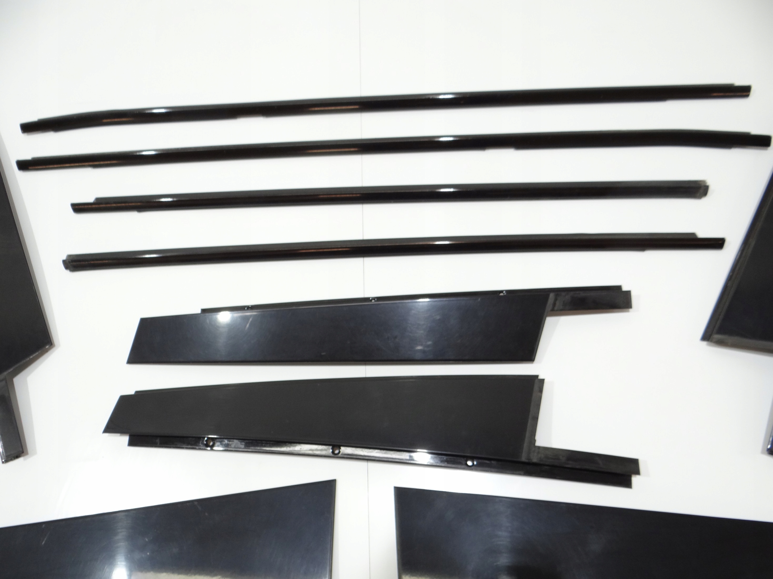 BMW X3 E83 mouldings door SHADOW LINE