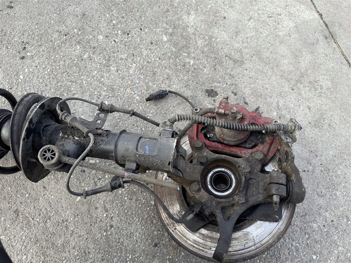 поворотный кулак, цапфа, амортизатор P перед 1.6 kia CEED PROCEED II 2 GT