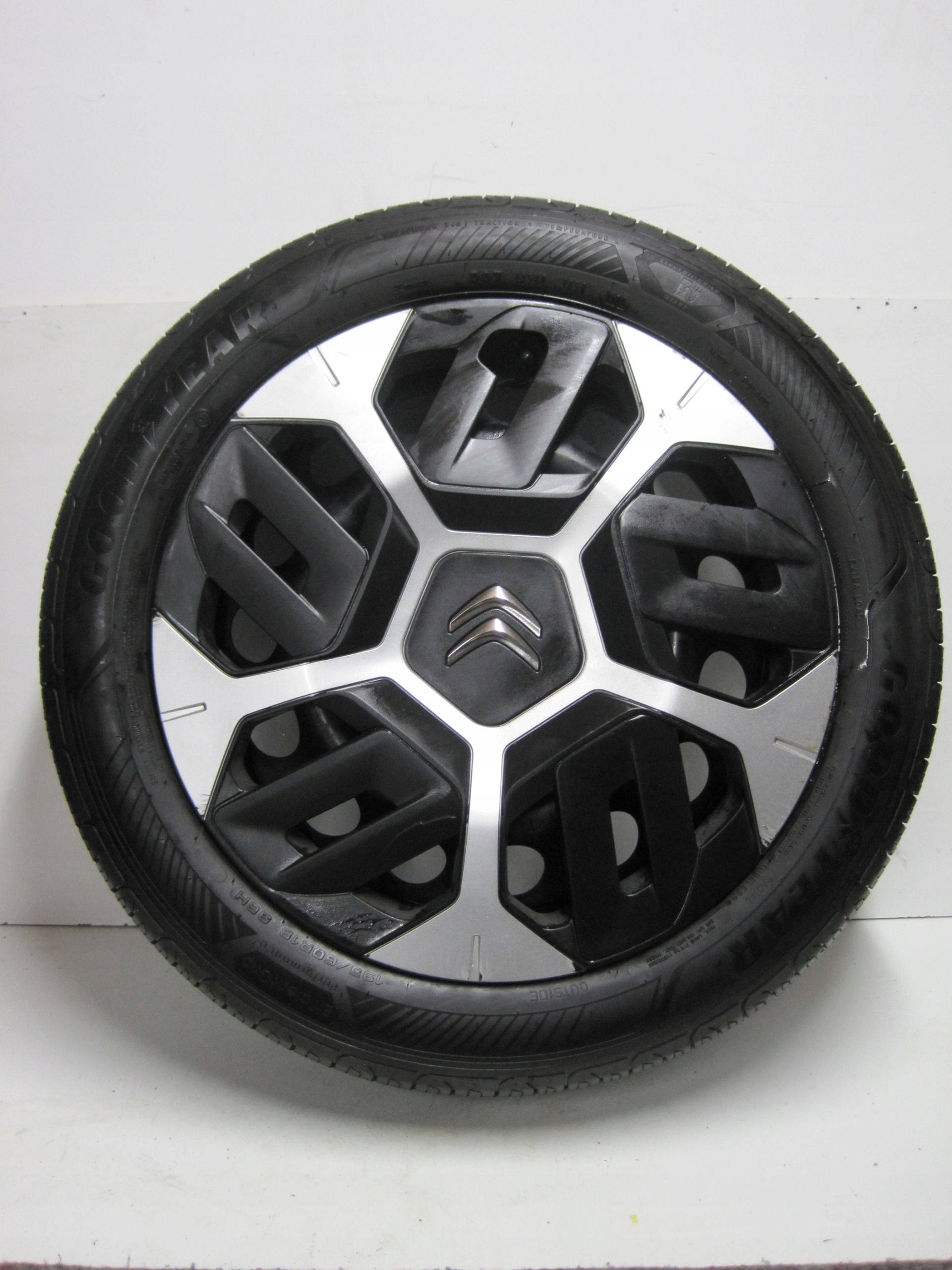 wheels discs tyres CITROEN C4 R18 metal