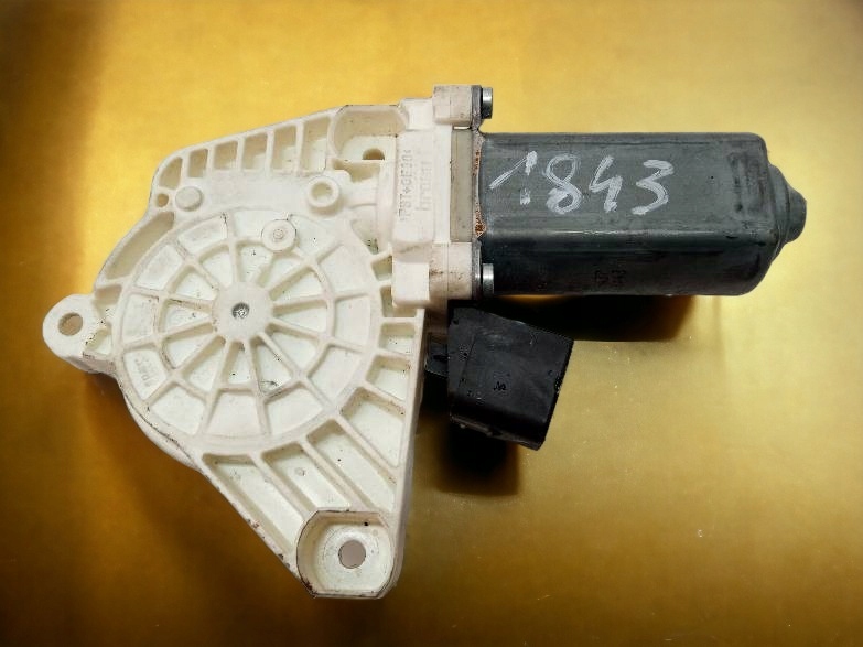 mini motor lifting windows right rear part 2078200642 Mercedes E-klasa C207