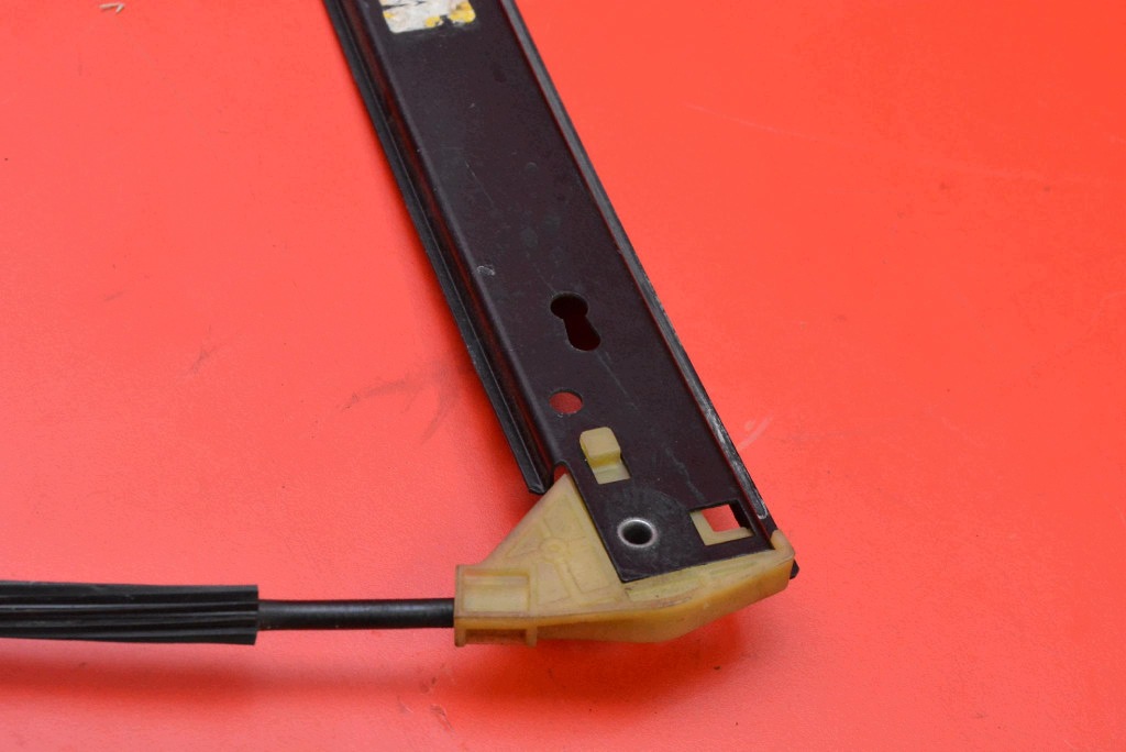 window regulator left front EU 8E1959801H AUDI A4 B7 sedan 04-08