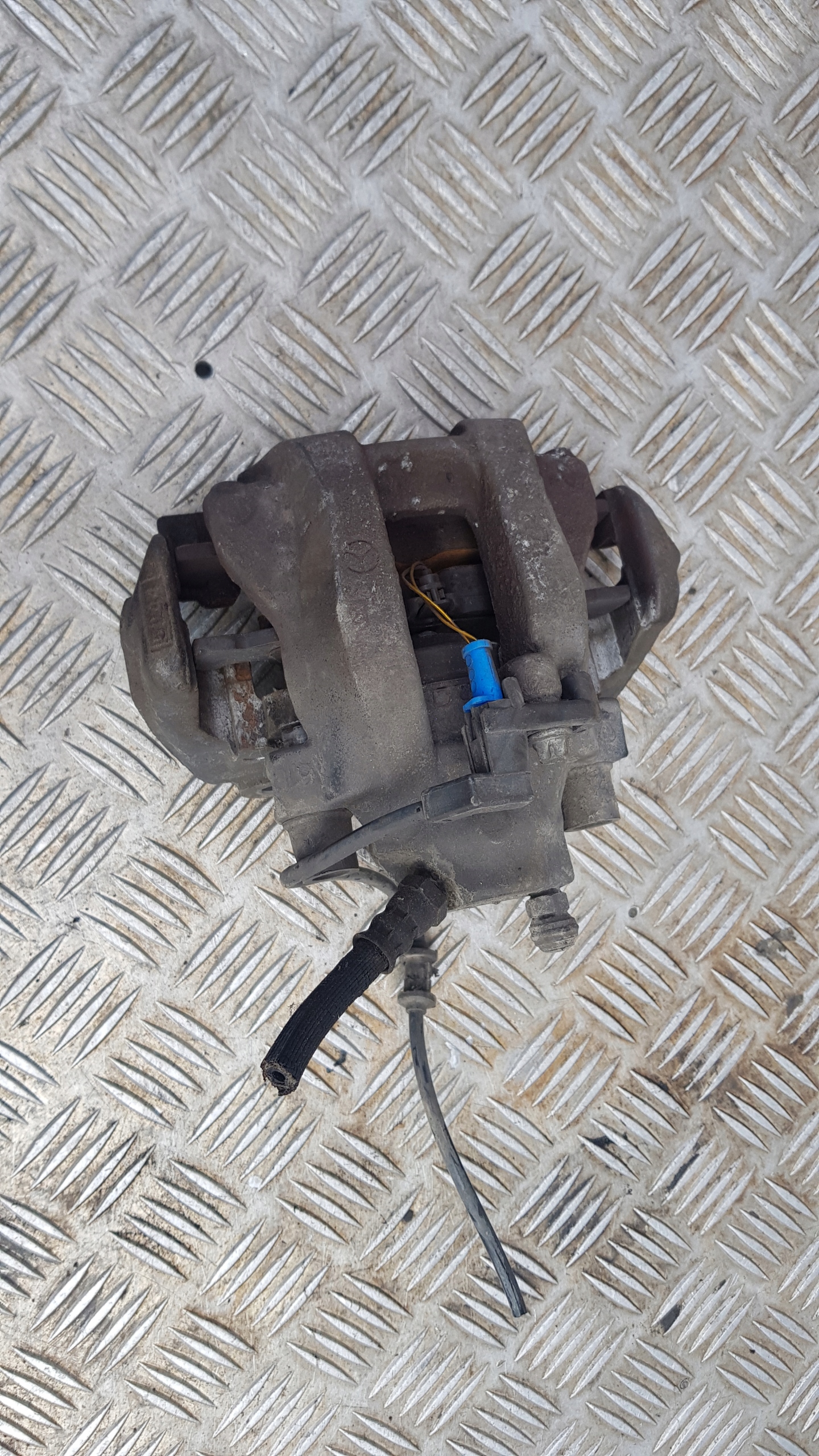 MERCEDES W211 caliper brake rear part left right 5244