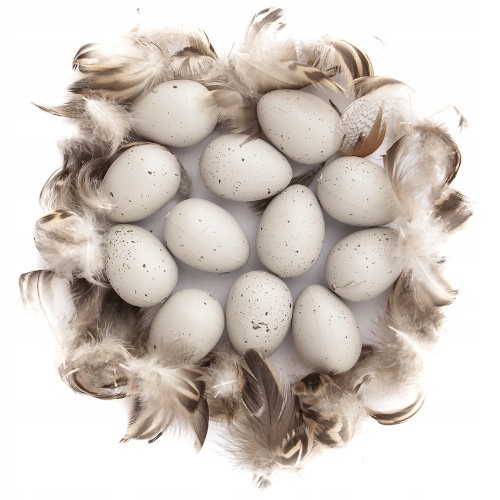 Dekoracyjne jajka przepiórcze z piórkami, beżowe Wielkanoc stroik ozdoby